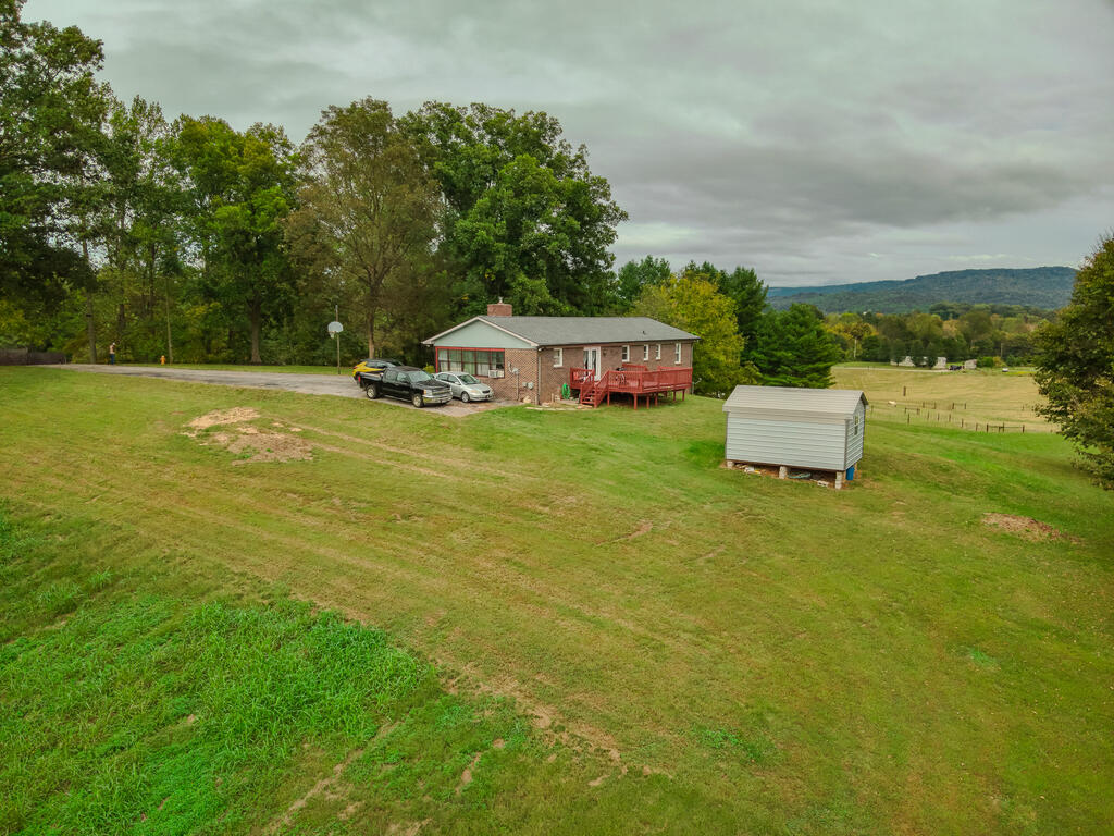 2799 Doran Rd