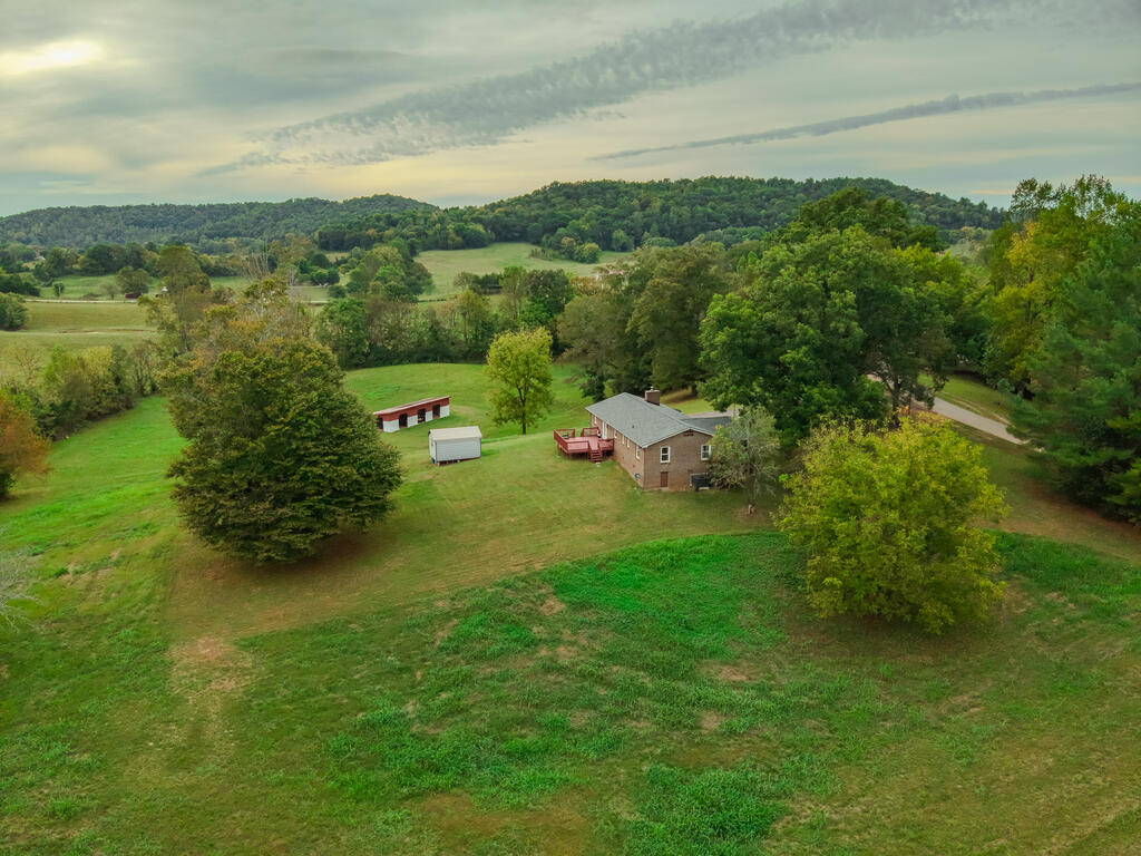 2799 Doran Rd