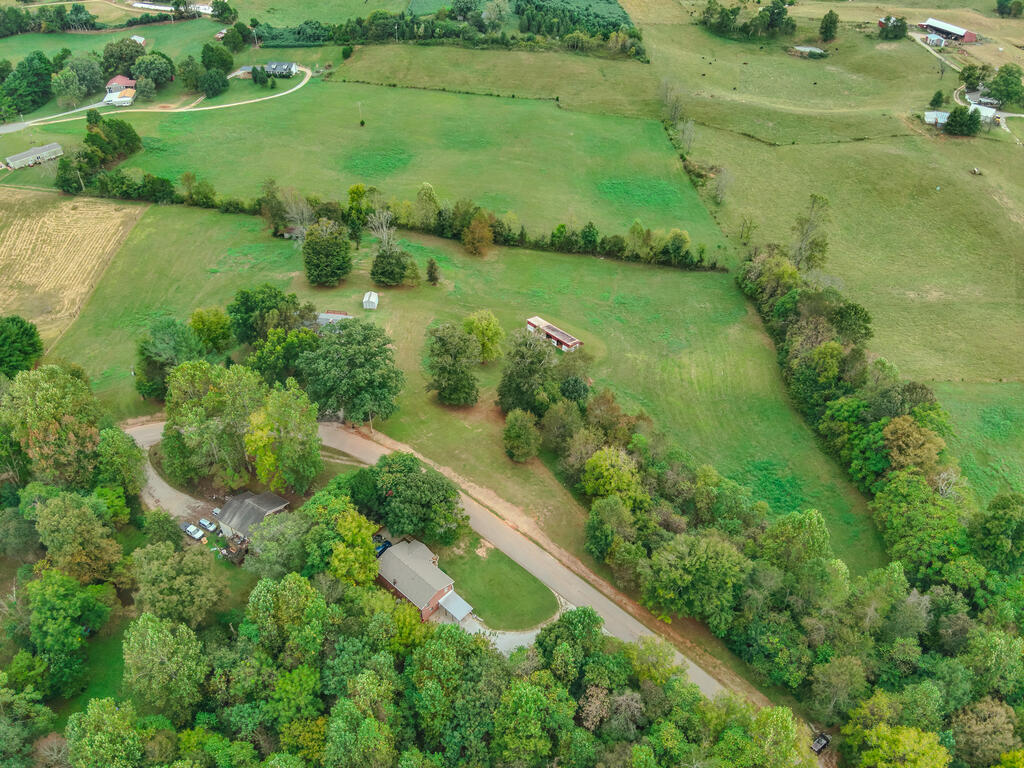 2799 Doran Rd
