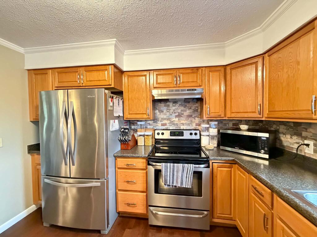 2799 Doran Rd