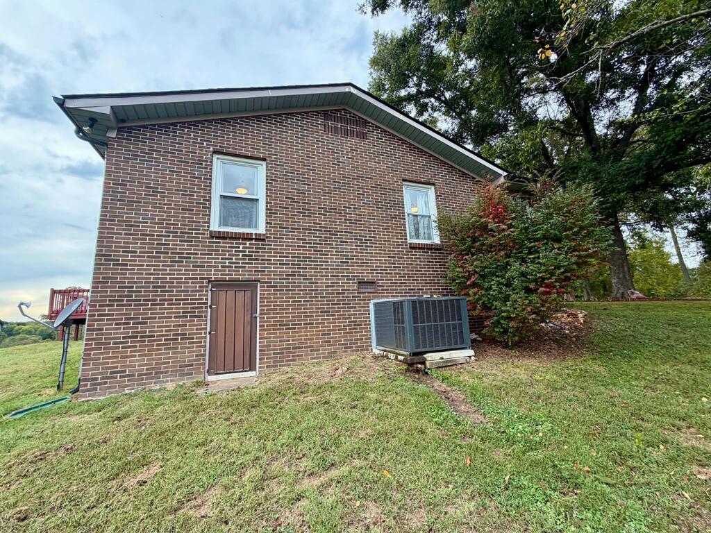 2799 Doran Rd