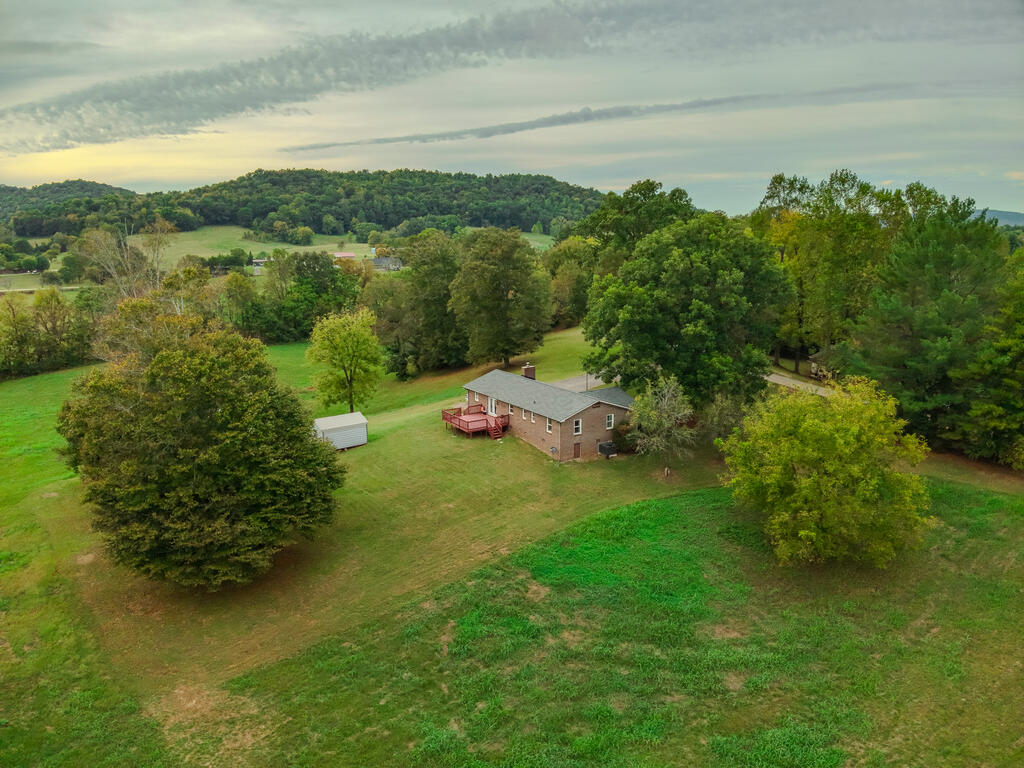 2799 Doran Rd