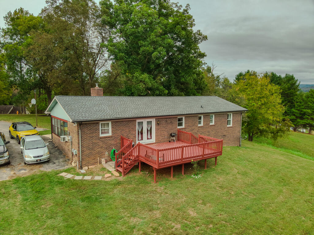 2799 Doran Rd