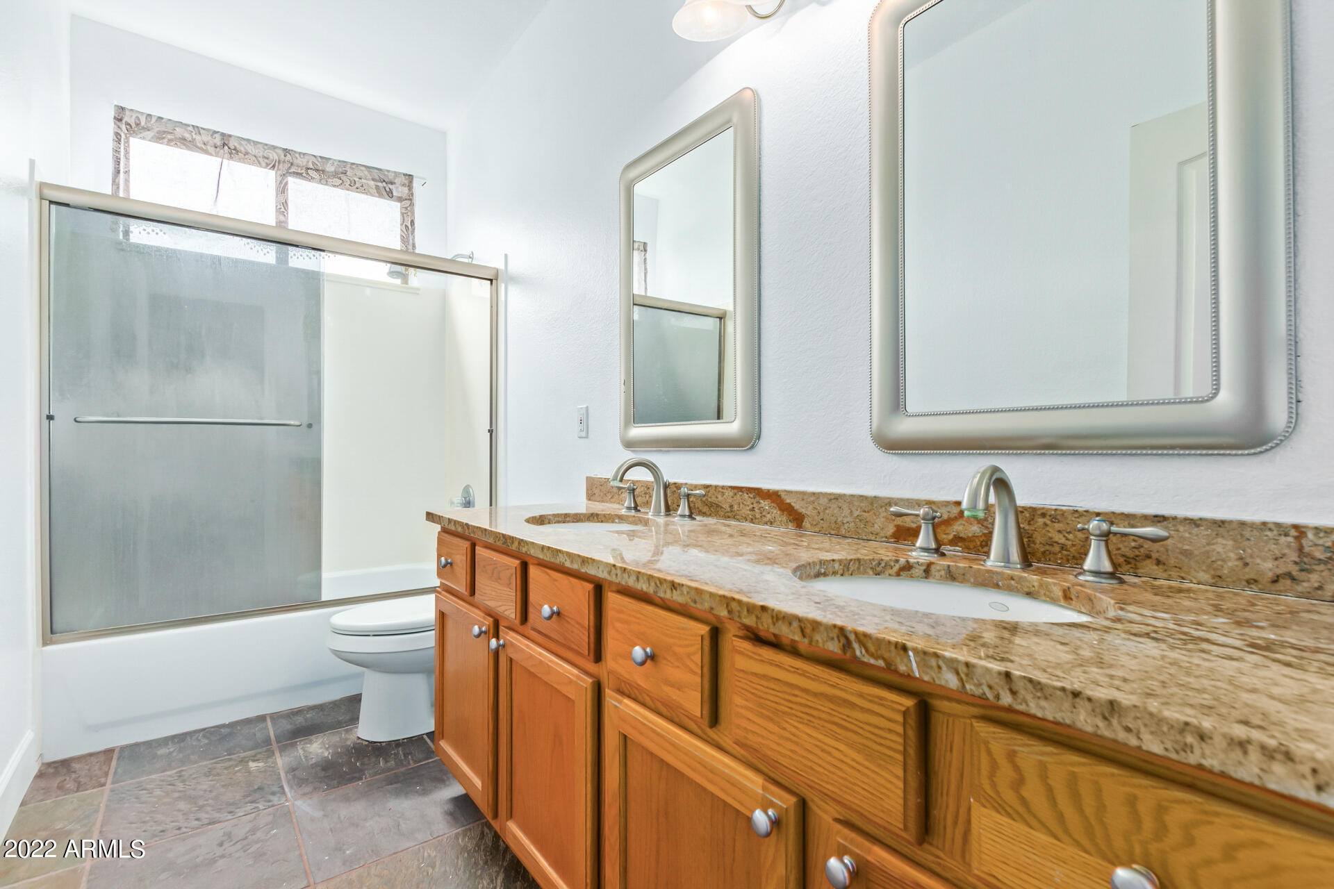 5296 W MURIEL Drive