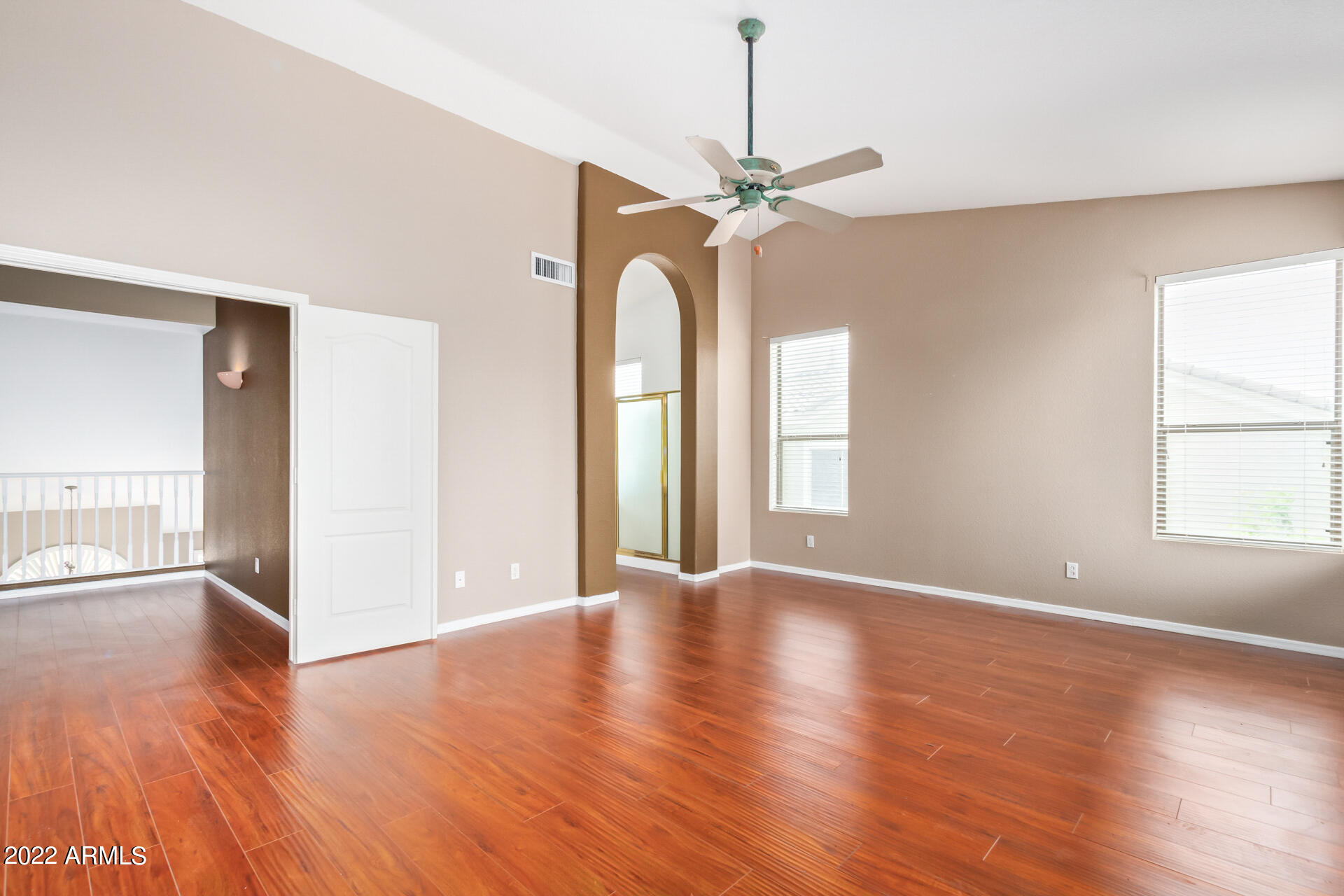5296 W MURIEL Drive