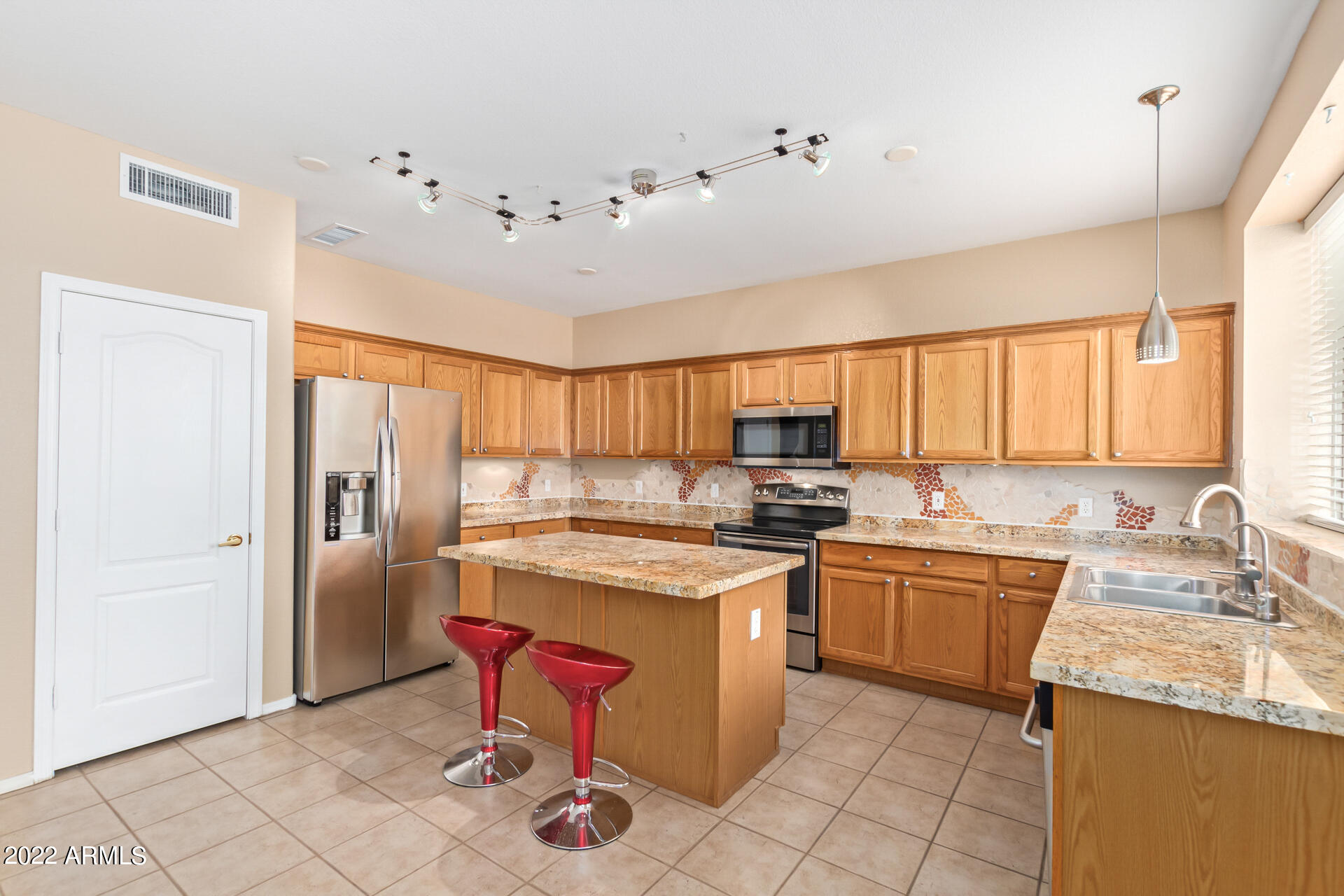 5296 W MURIEL Drive