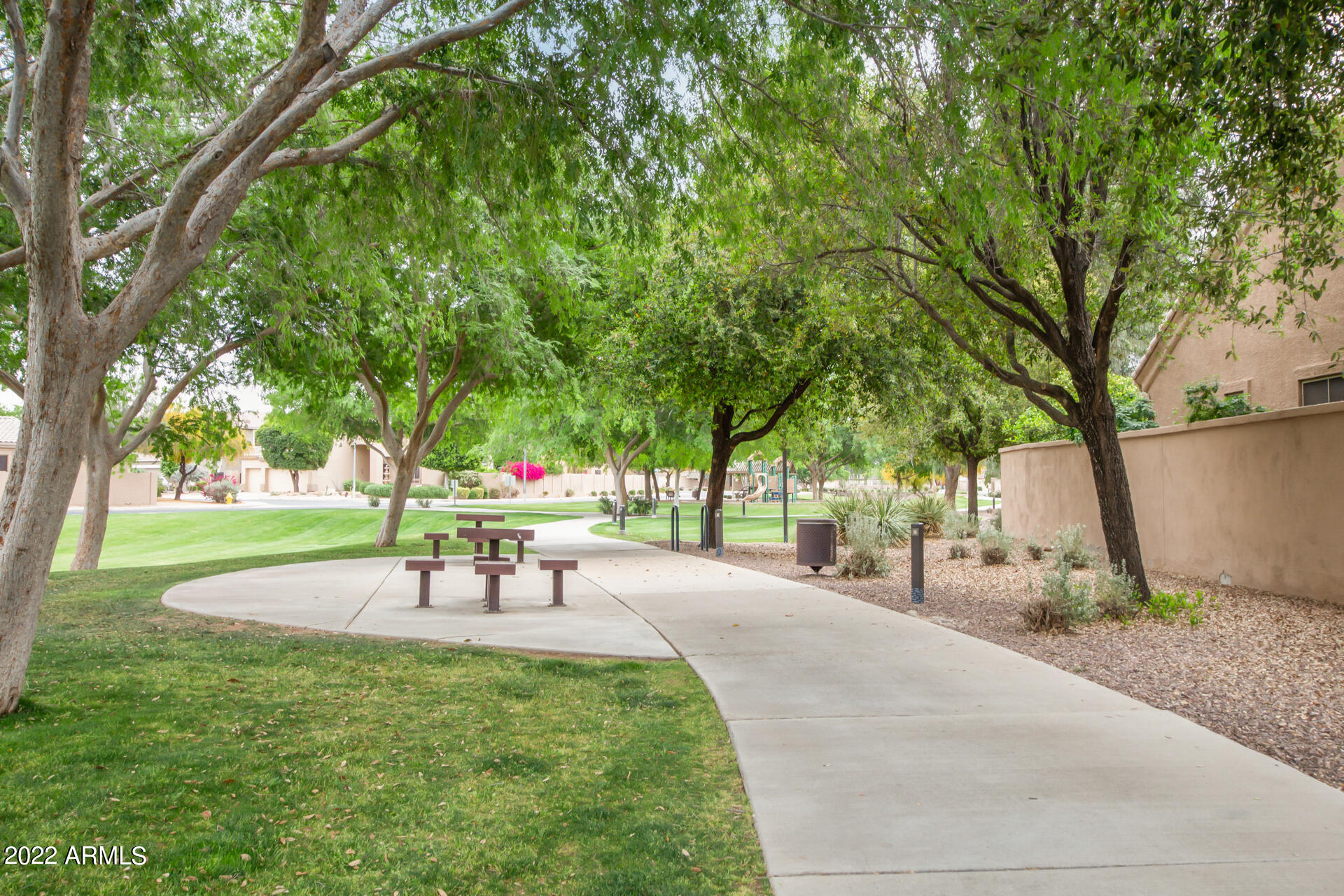 5296 W MURIEL Drive