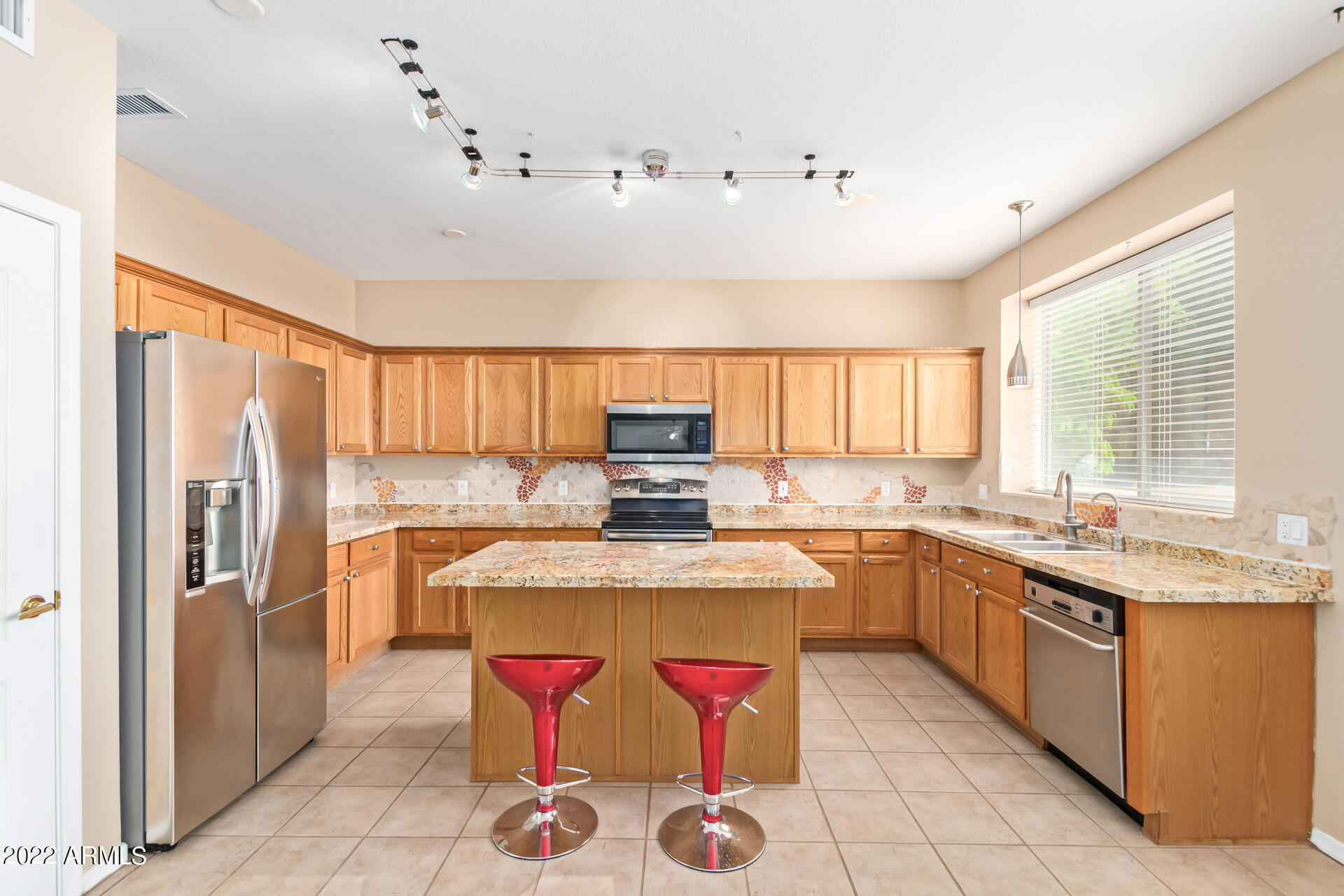 5296 W MURIEL Drive