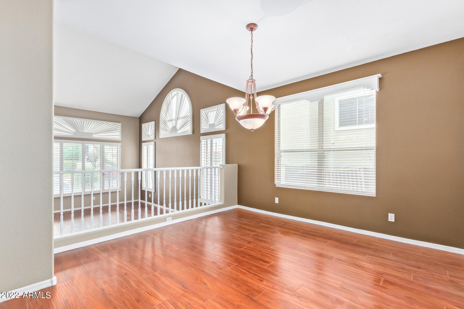 5296 W MURIEL Drive