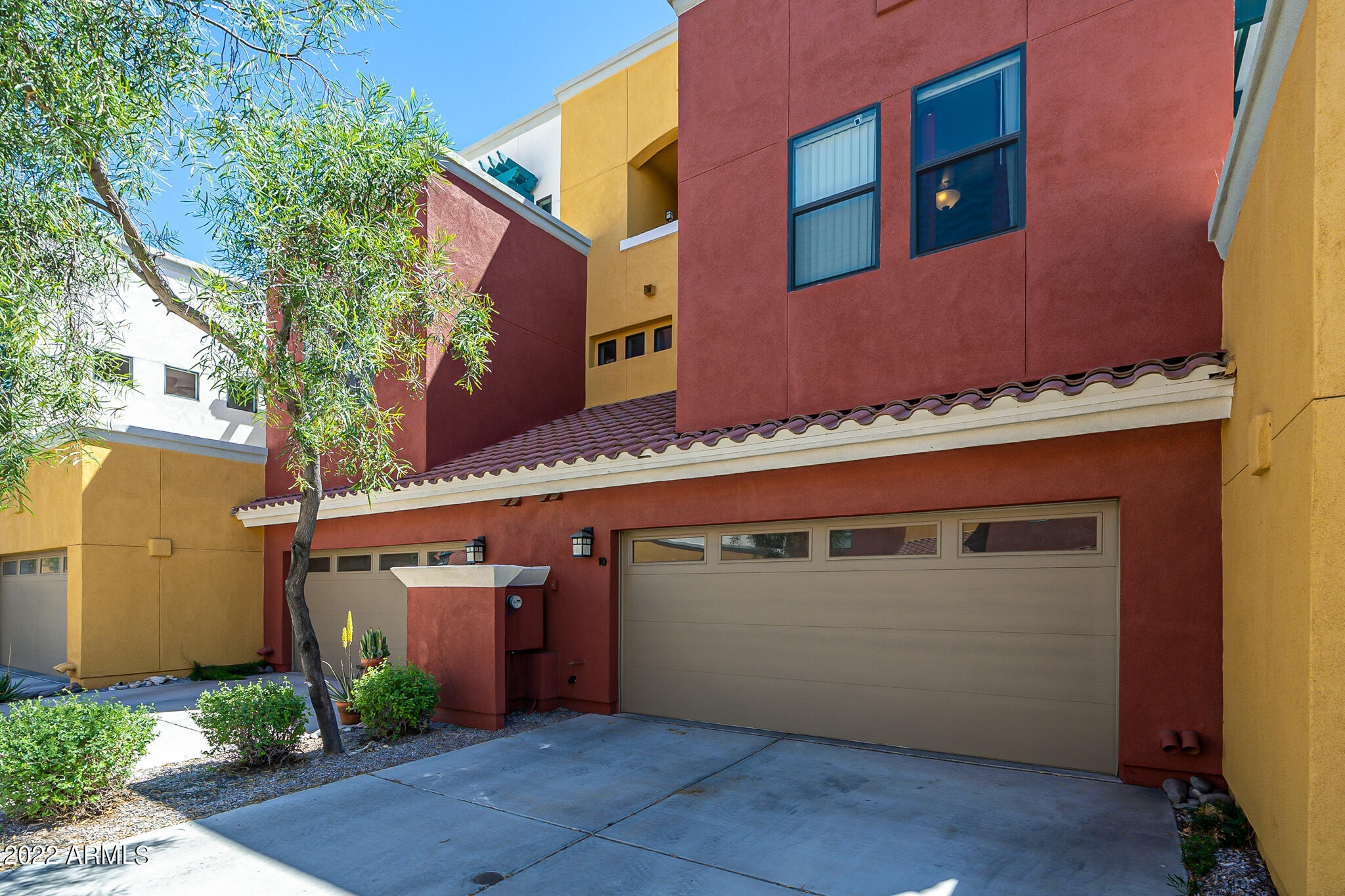 123 N WASHINGTON Street # 10