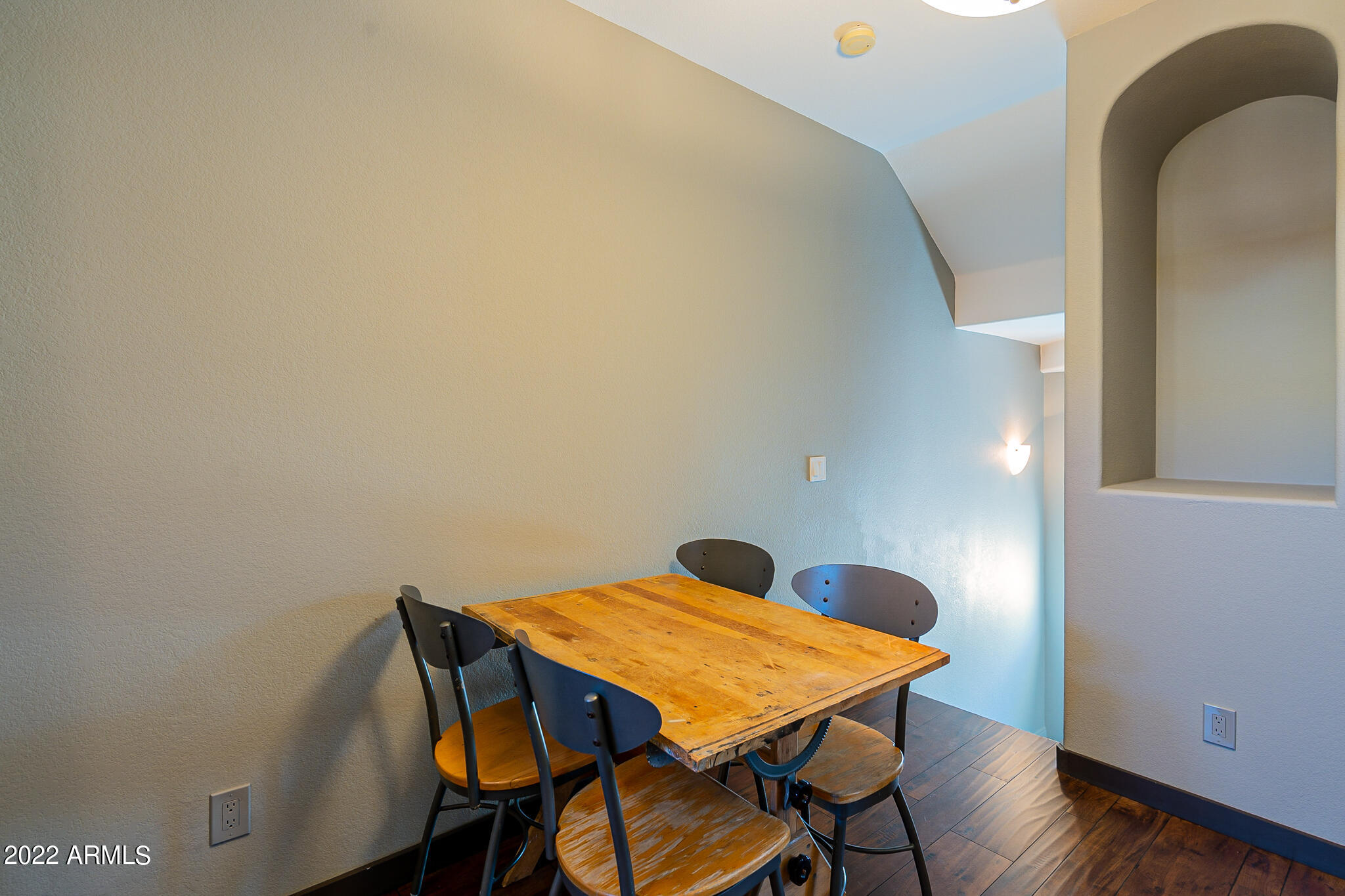 123 N WASHINGTON Street # 10