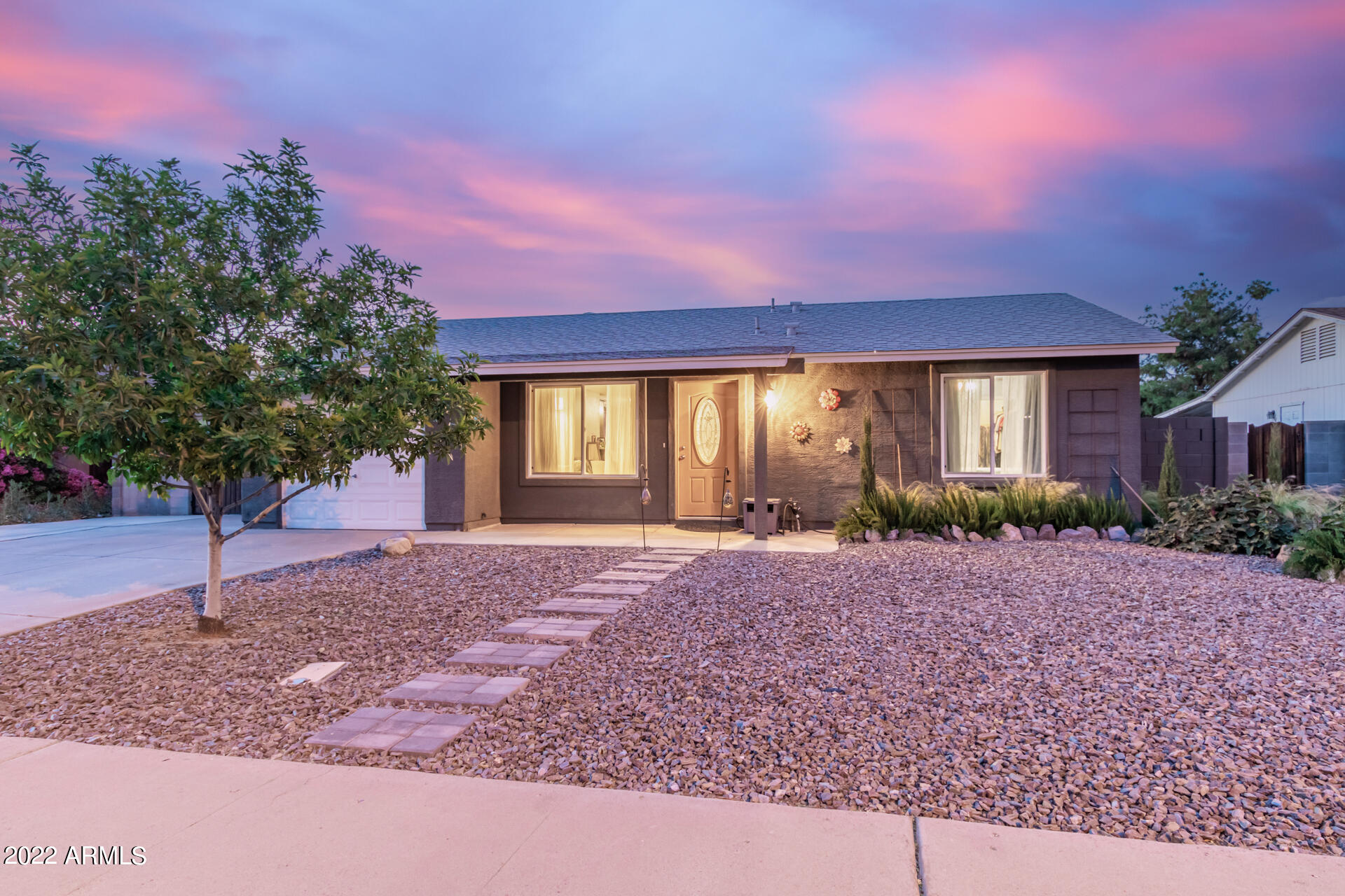 1504 W MARLBORO Drive