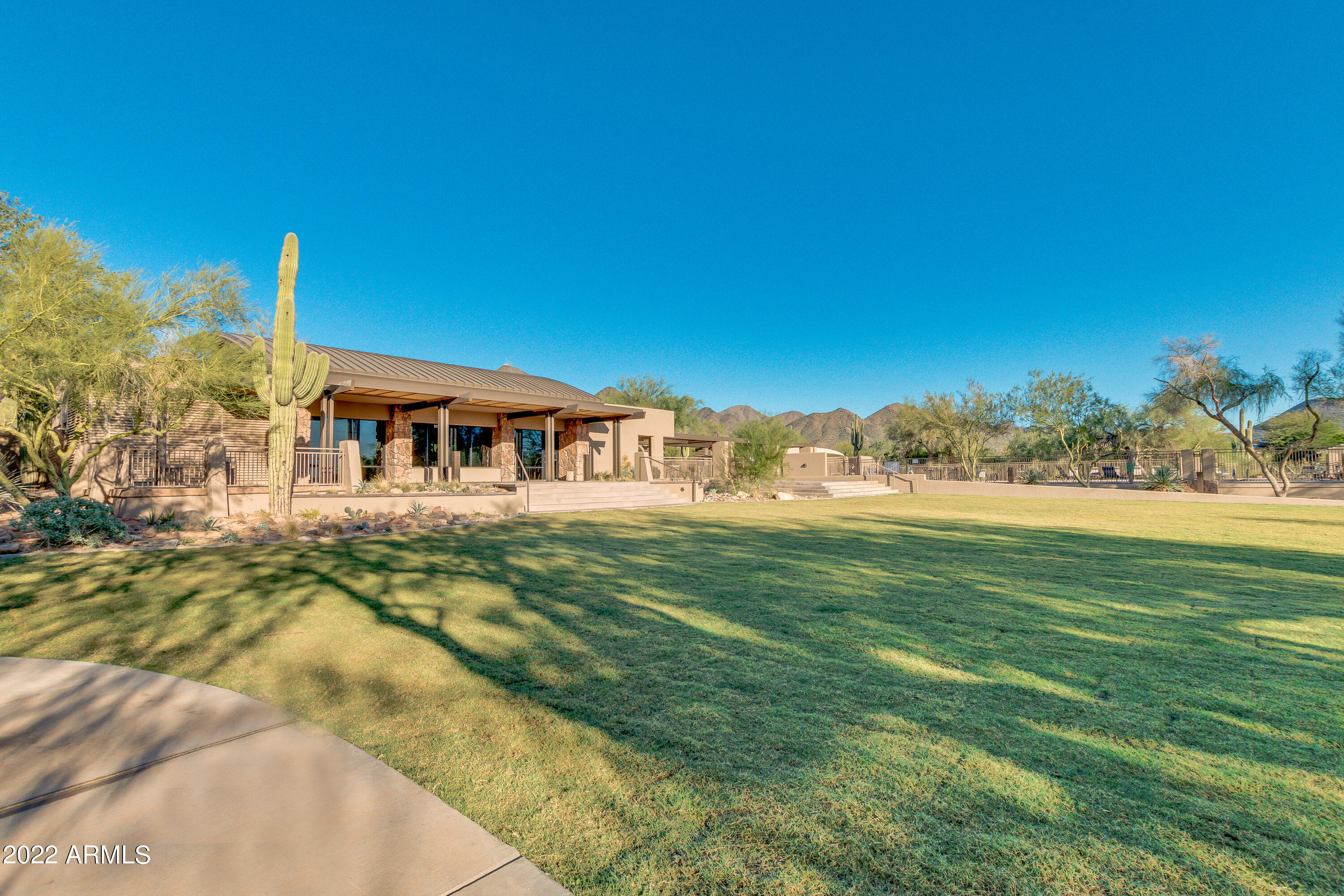 10241 E PINE VALLEY Road