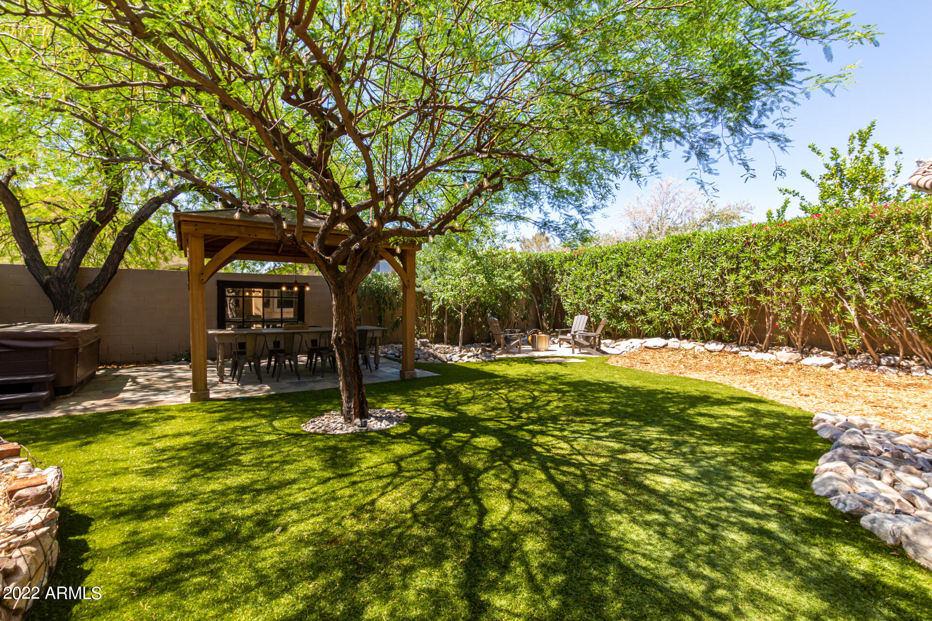 10241 E PINE VALLEY Road