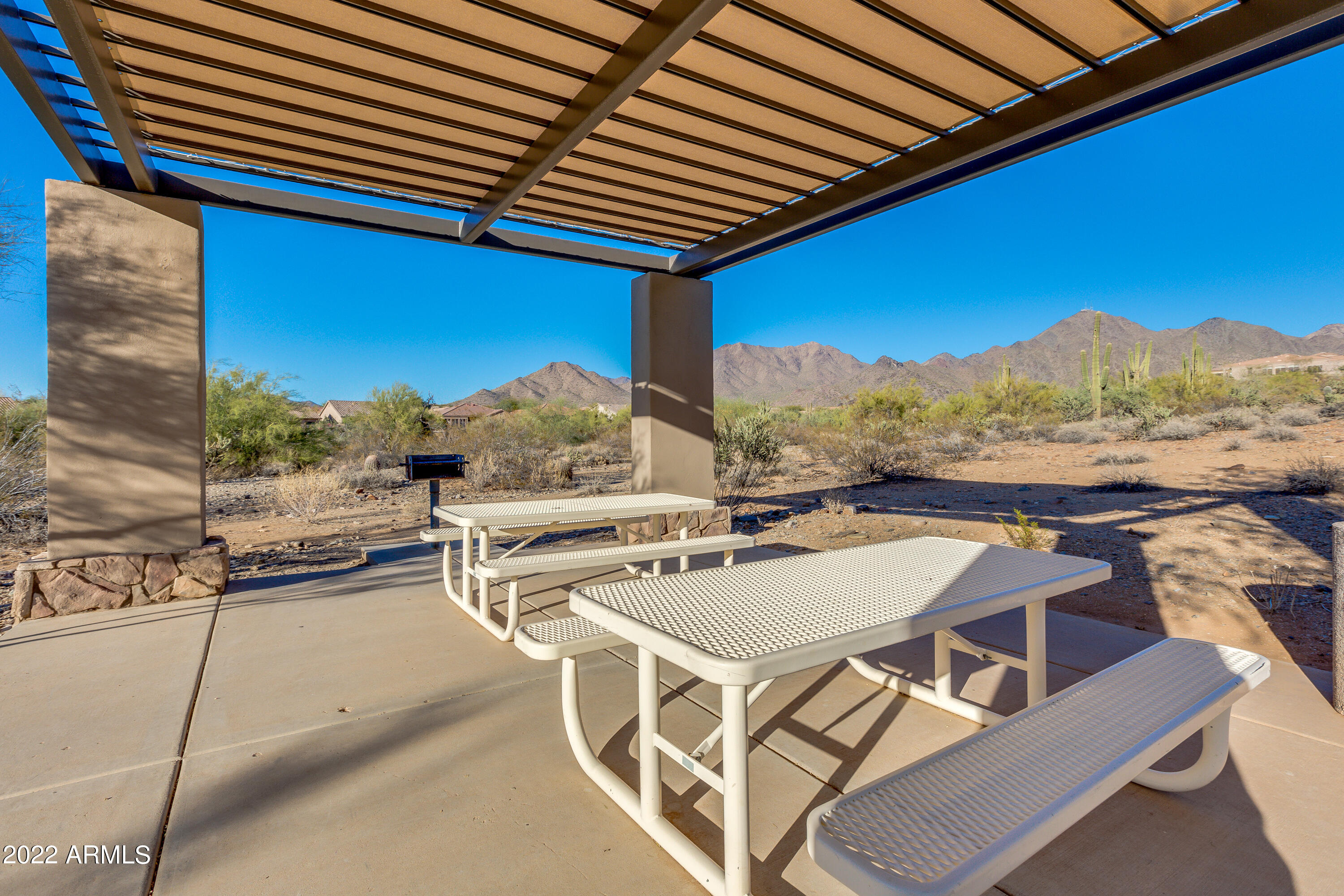 10241 E PINE VALLEY Road