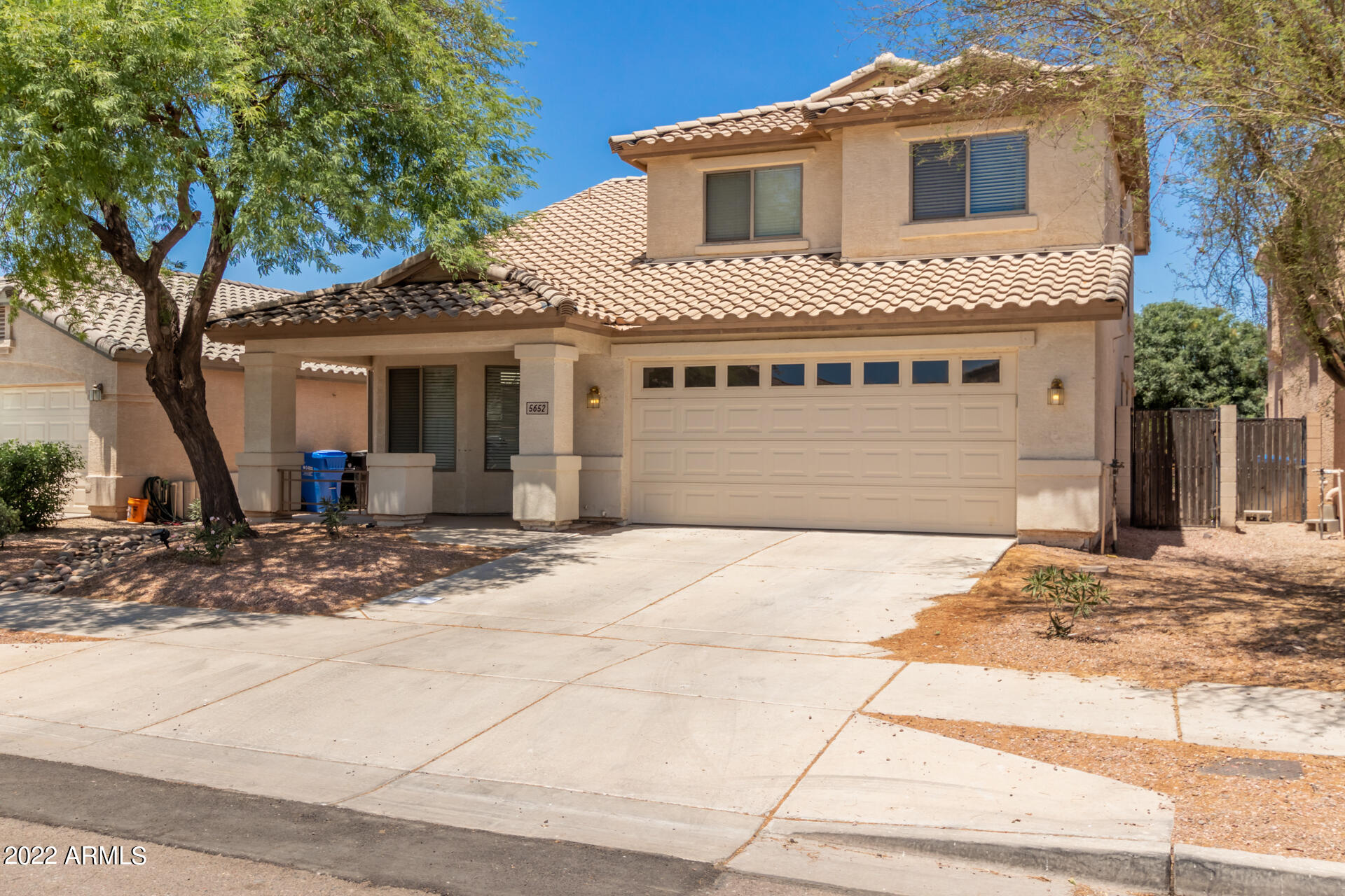 5652 W Pueblo Avenue