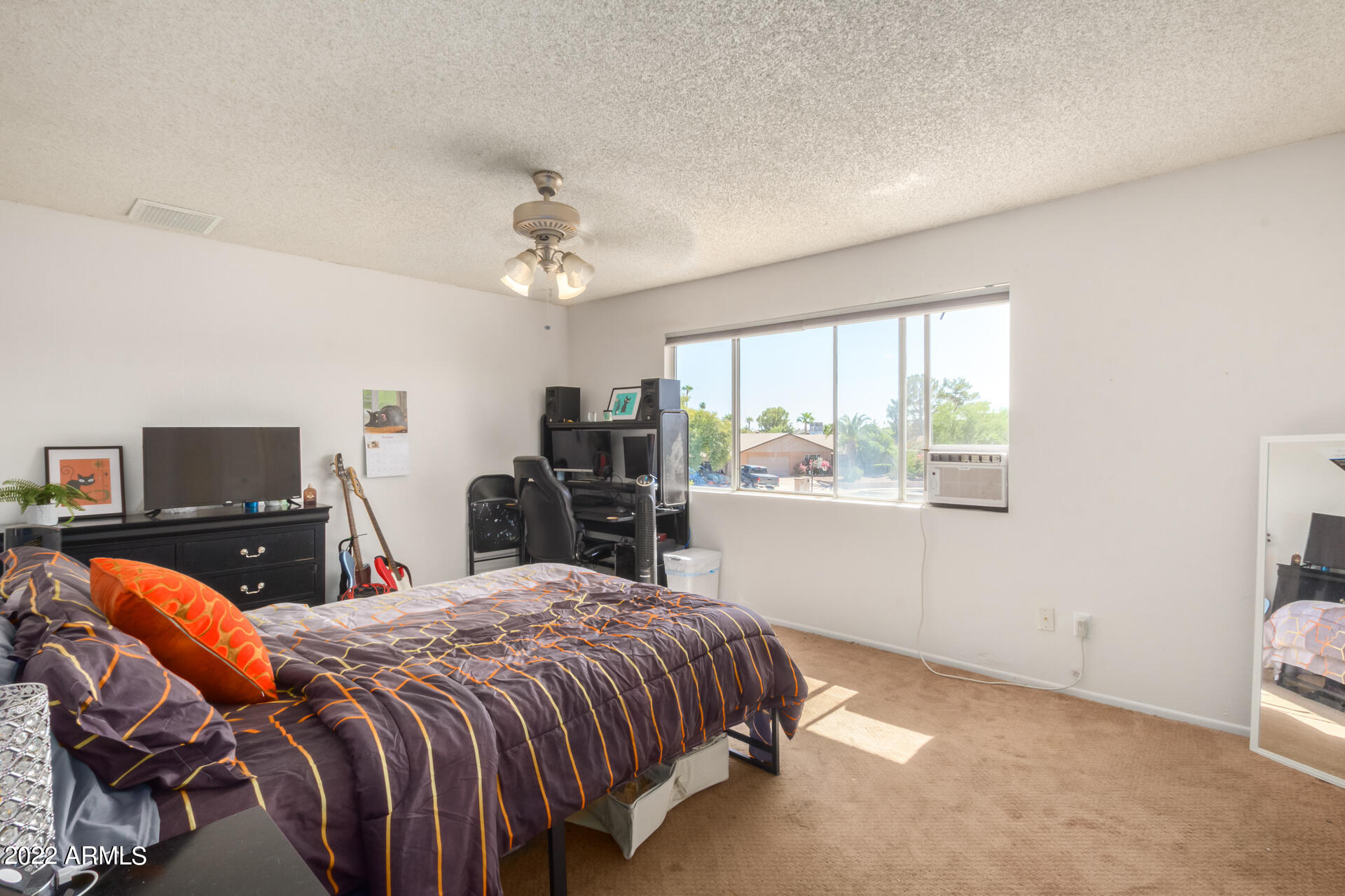 1329 W LAGUNA AZUL Avenue