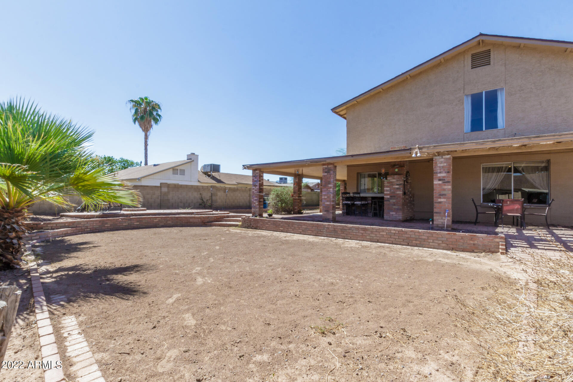 1329 W LAGUNA AZUL Avenue