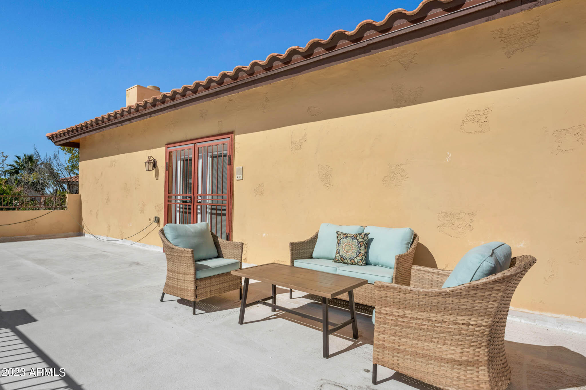 3127 E Menlo Street