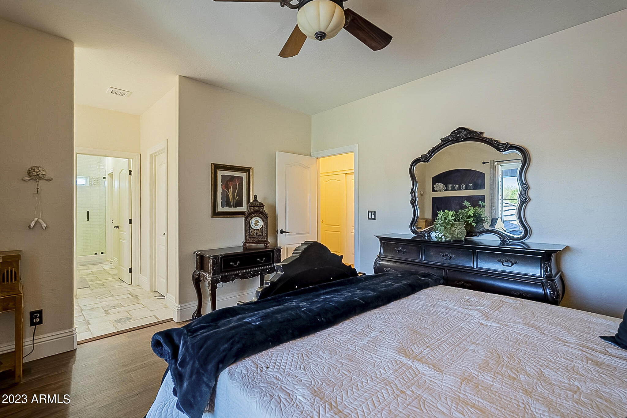 3227 E ENCANTO Street
