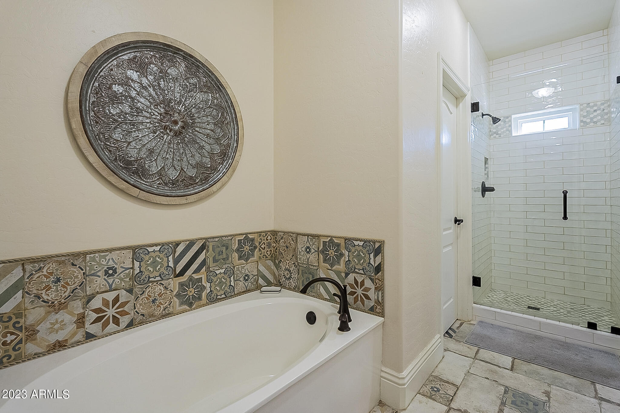 3227 E ENCANTO Street