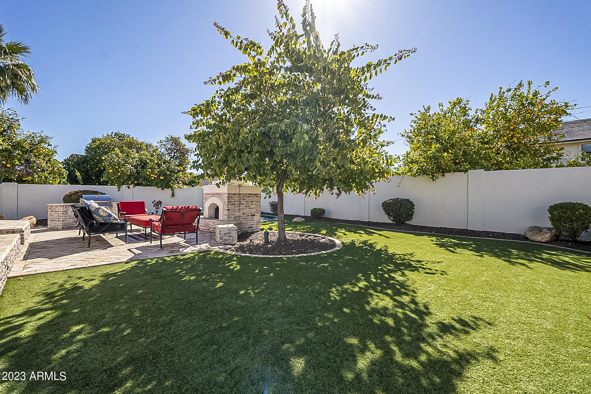 3227 E ENCANTO Street