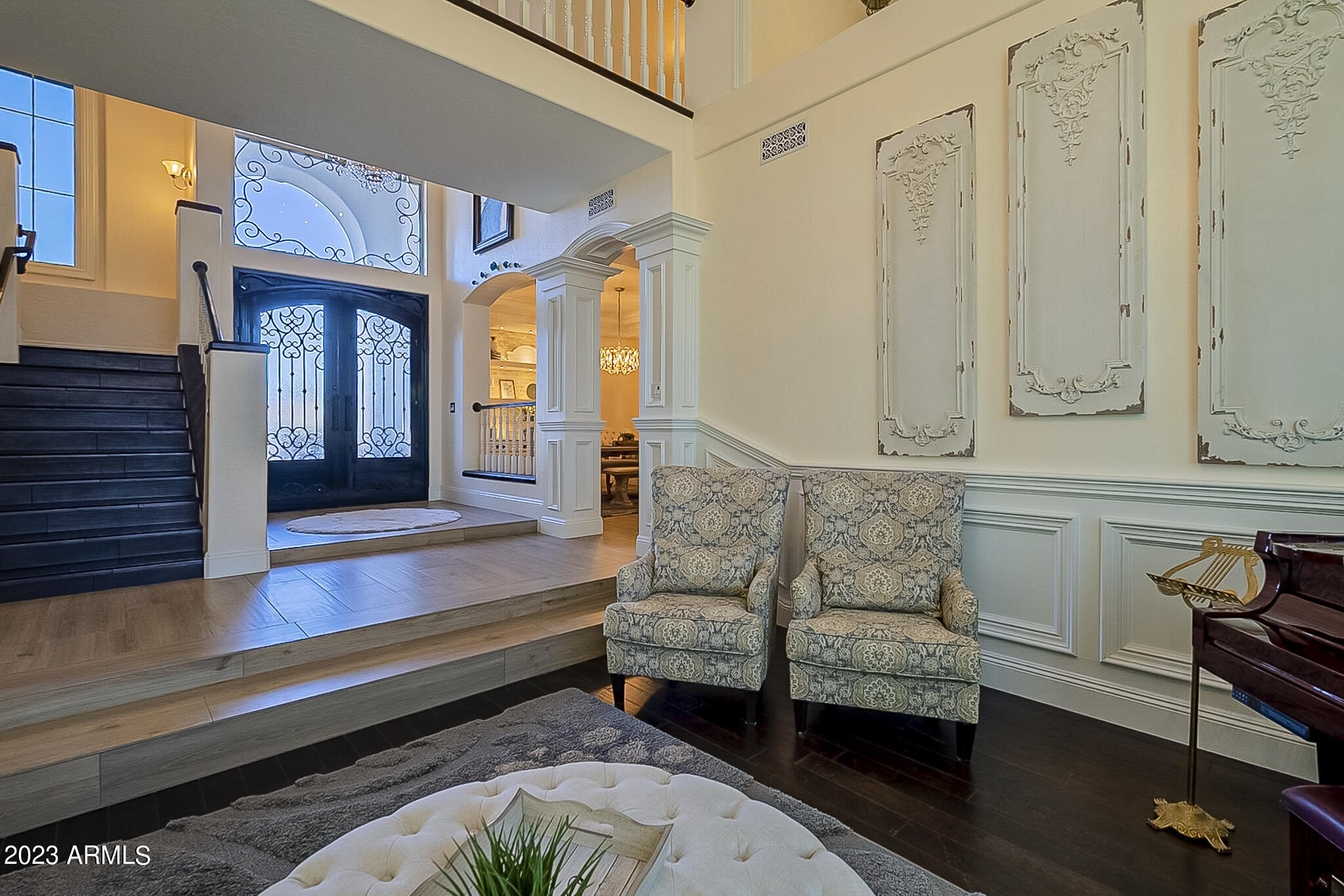 3227 E ENCANTO Street