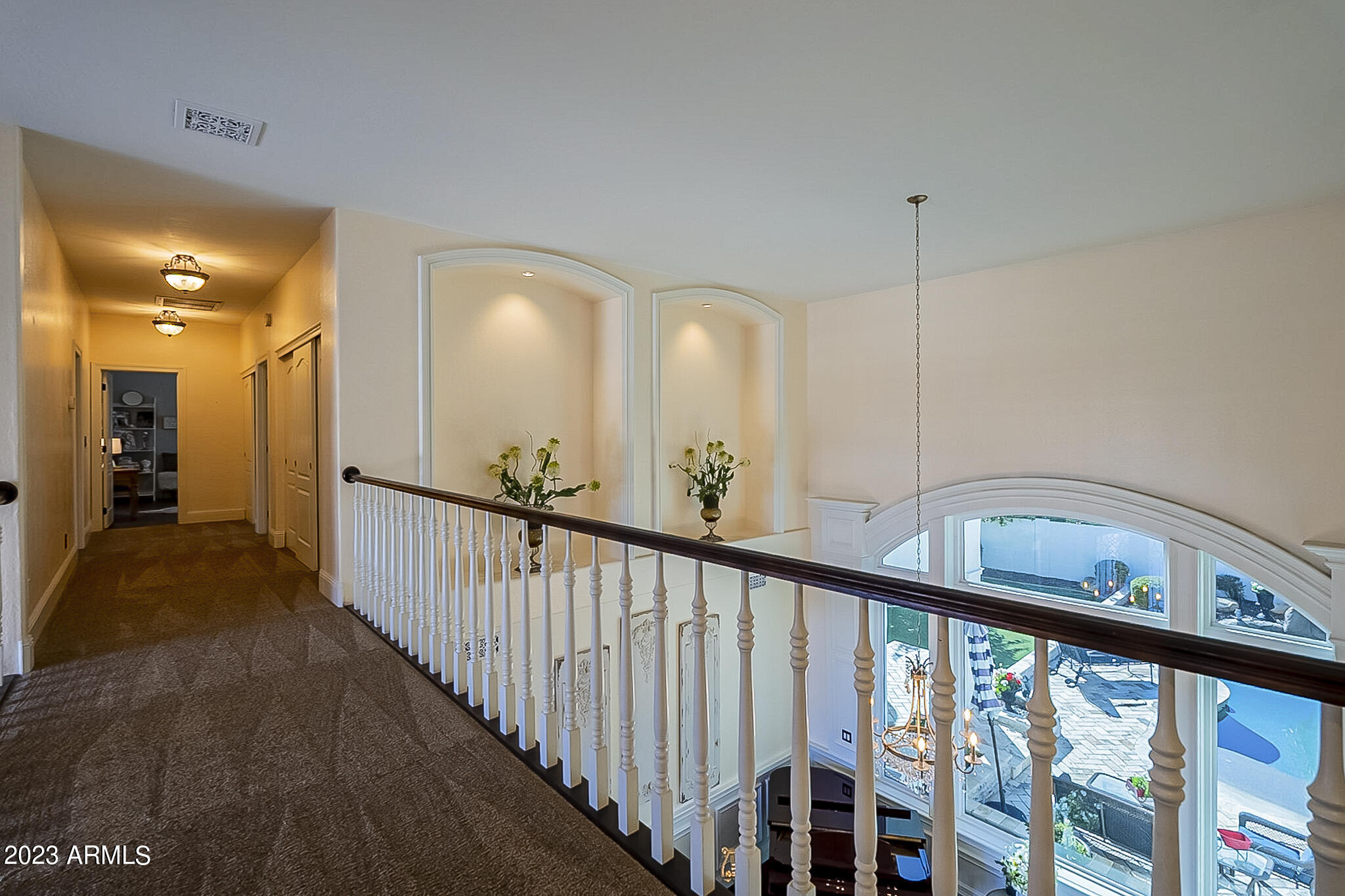 3227 E ENCANTO Street