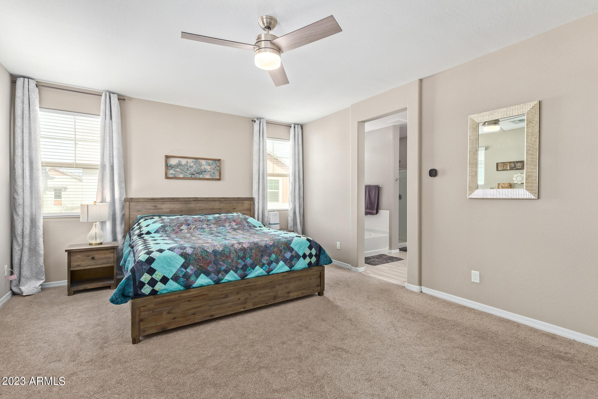 758 W WINCHESTER Drive