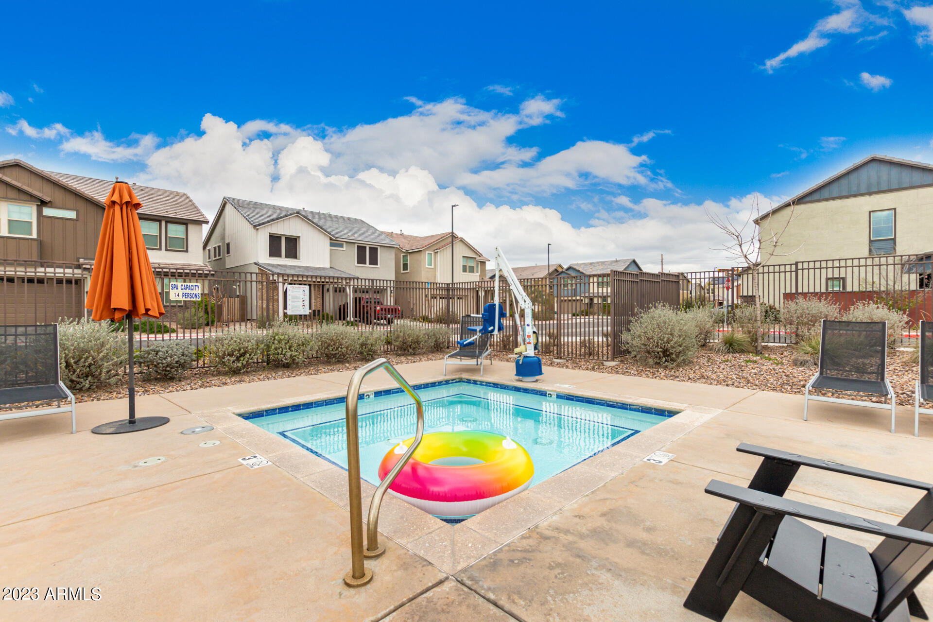 758 W WINCHESTER Drive