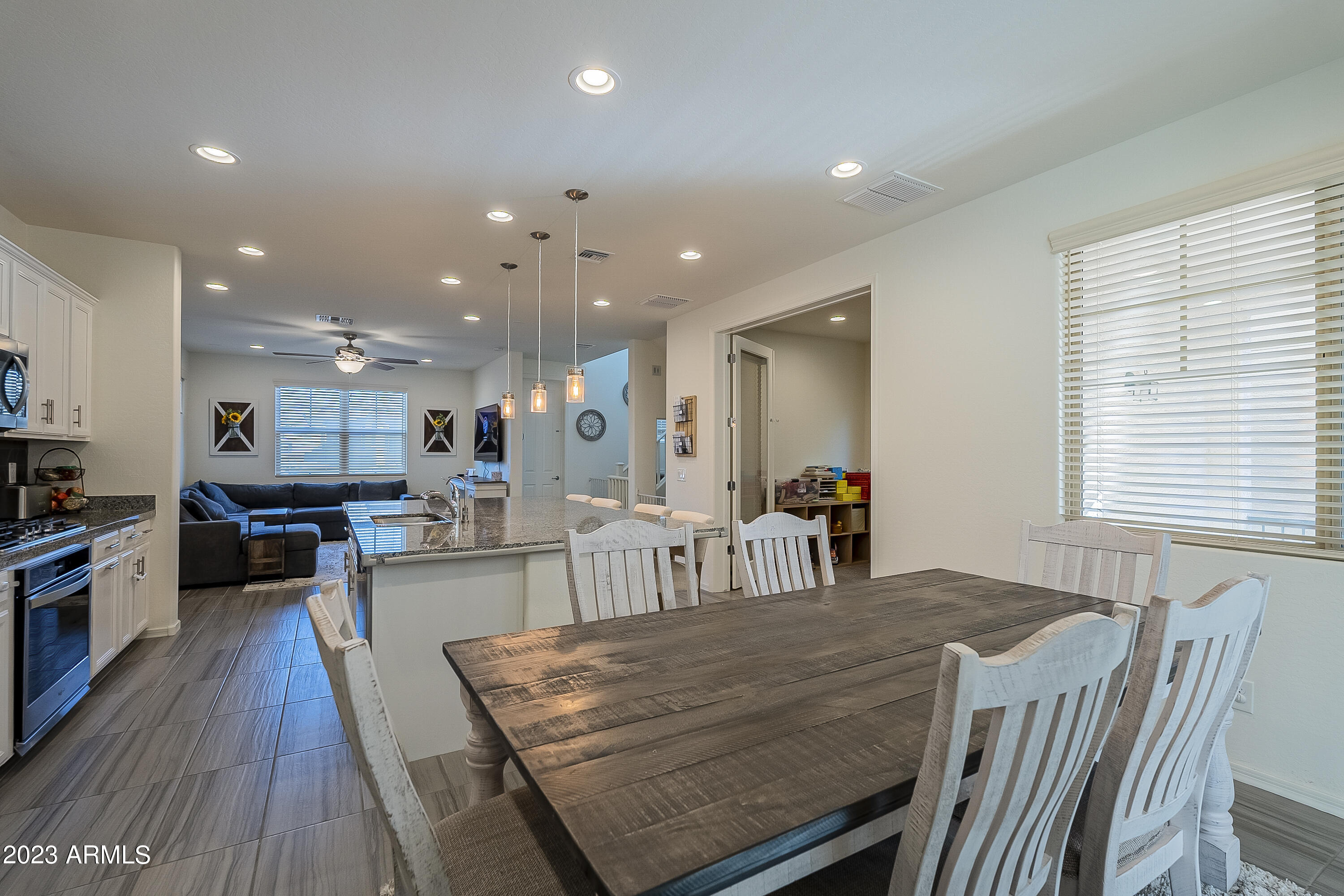 743 W WINCHESTER Drive