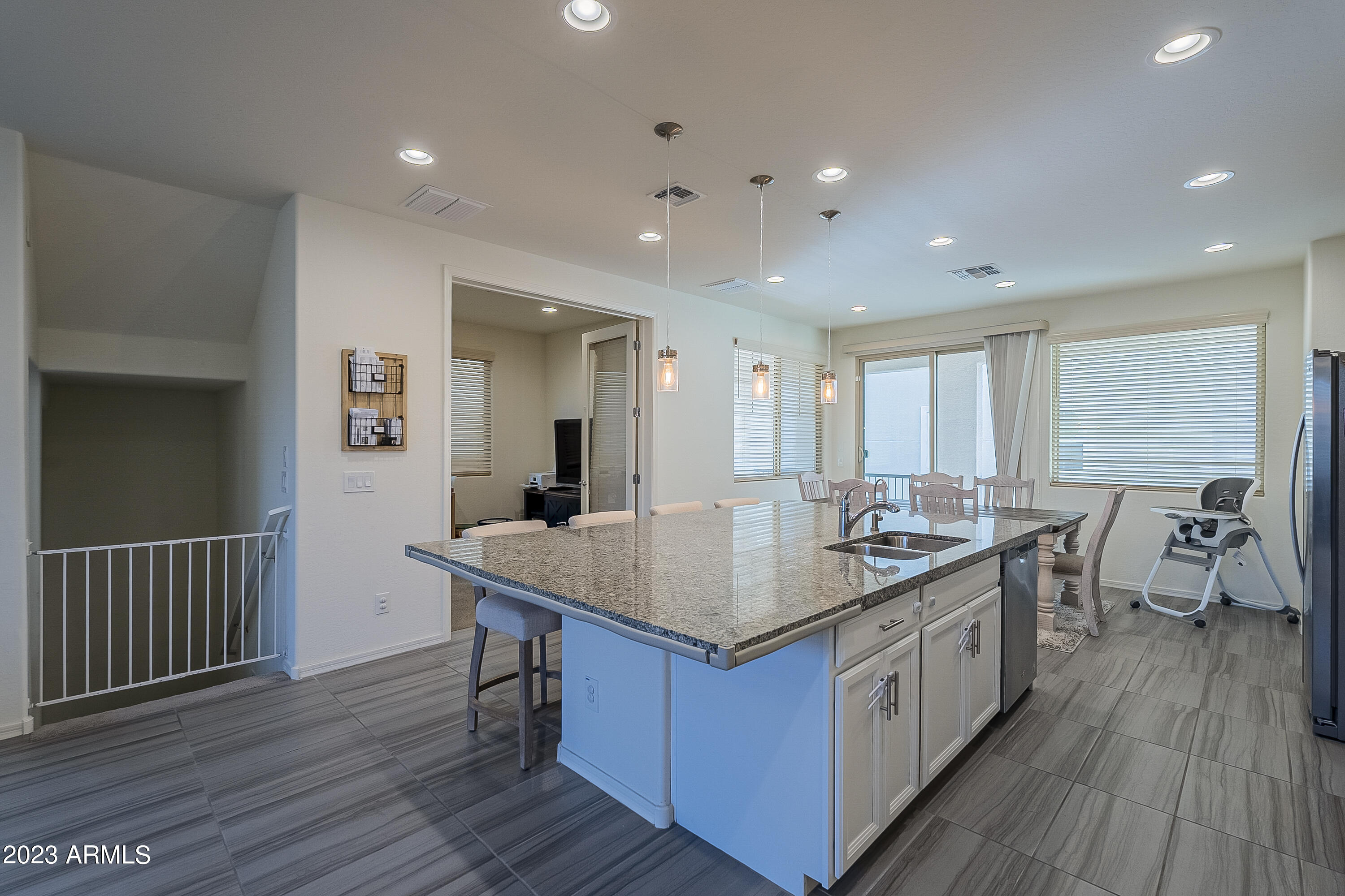 743 W WINCHESTER Drive