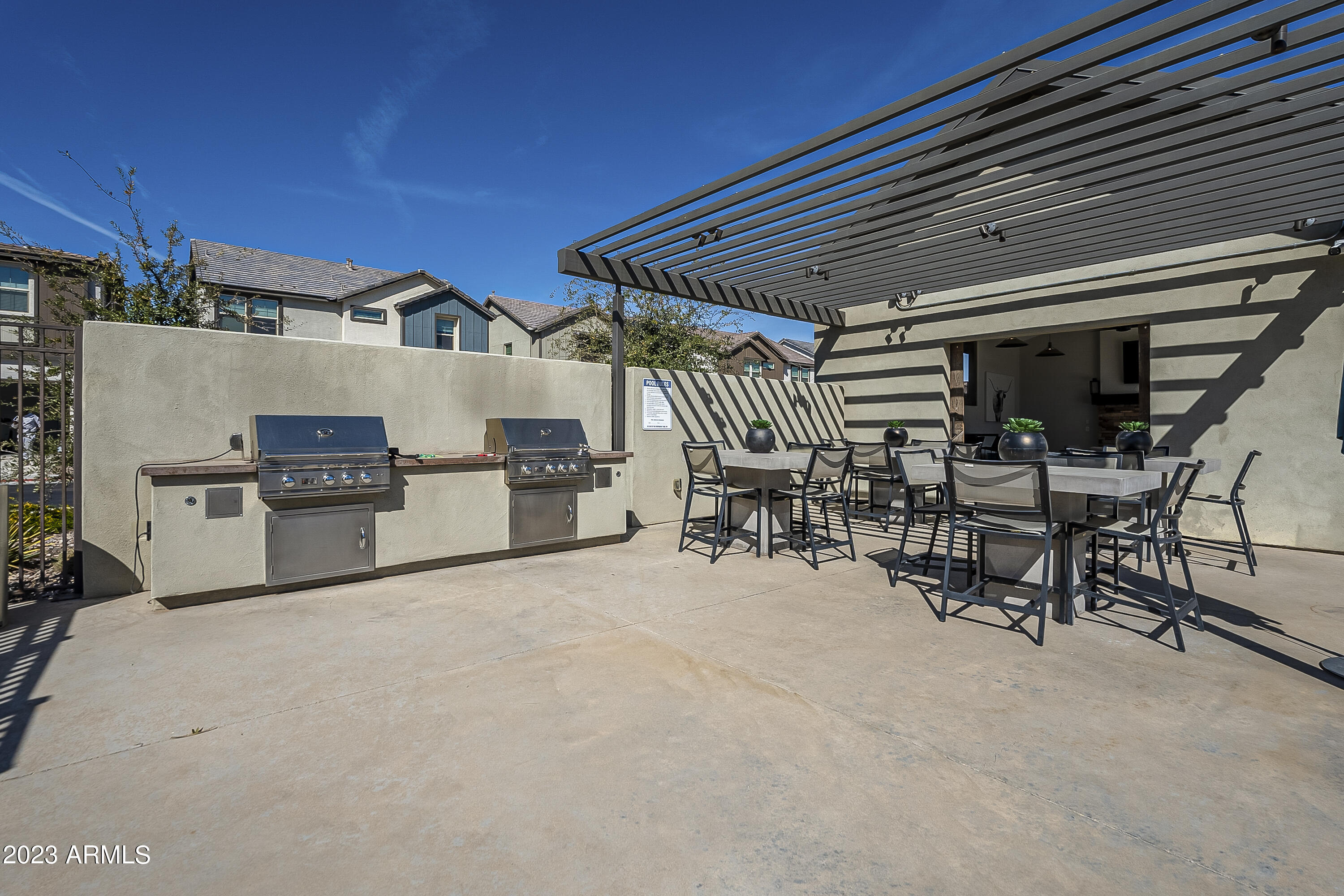 743 W WINCHESTER Drive