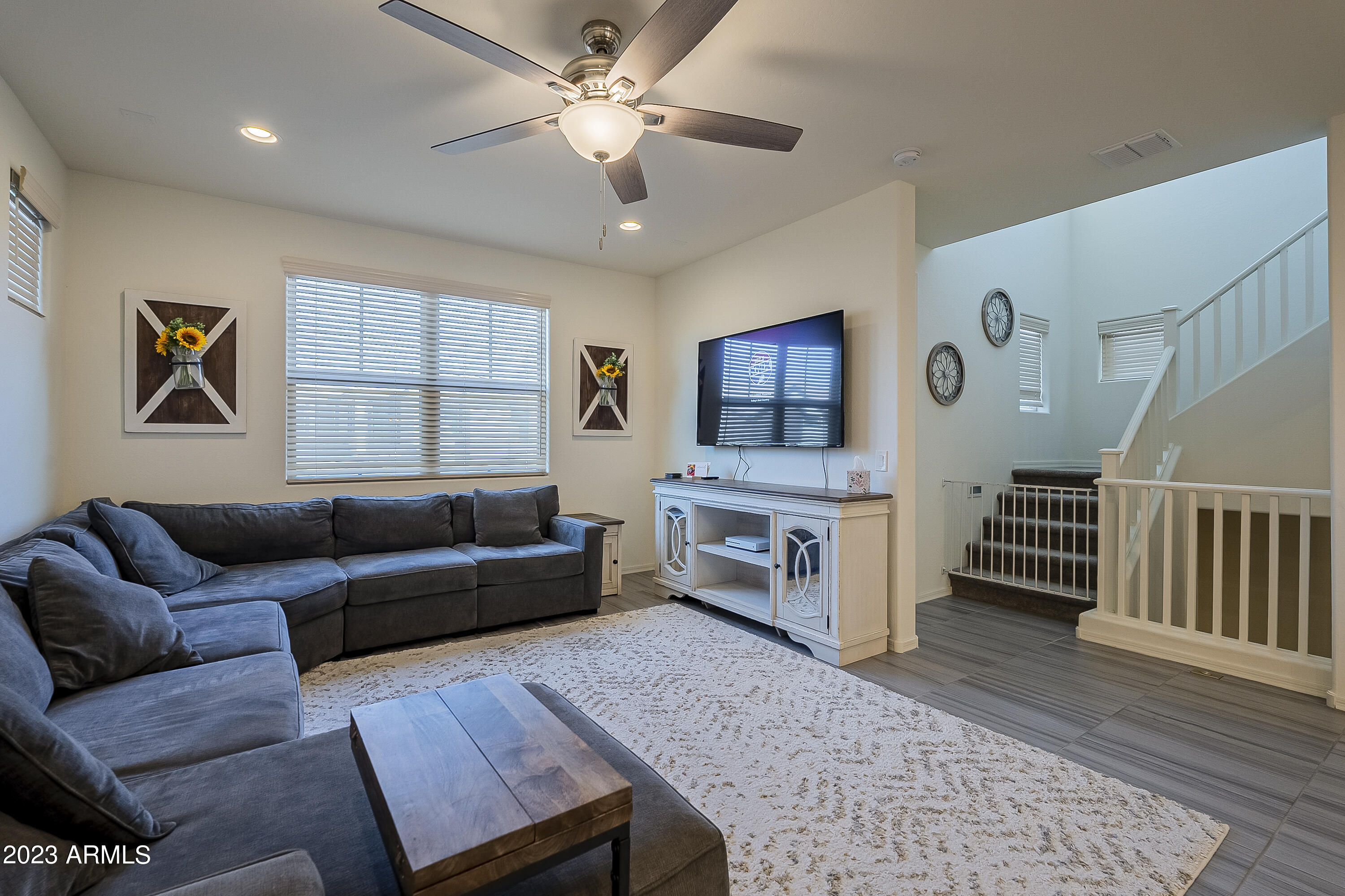 743 W WINCHESTER Drive
