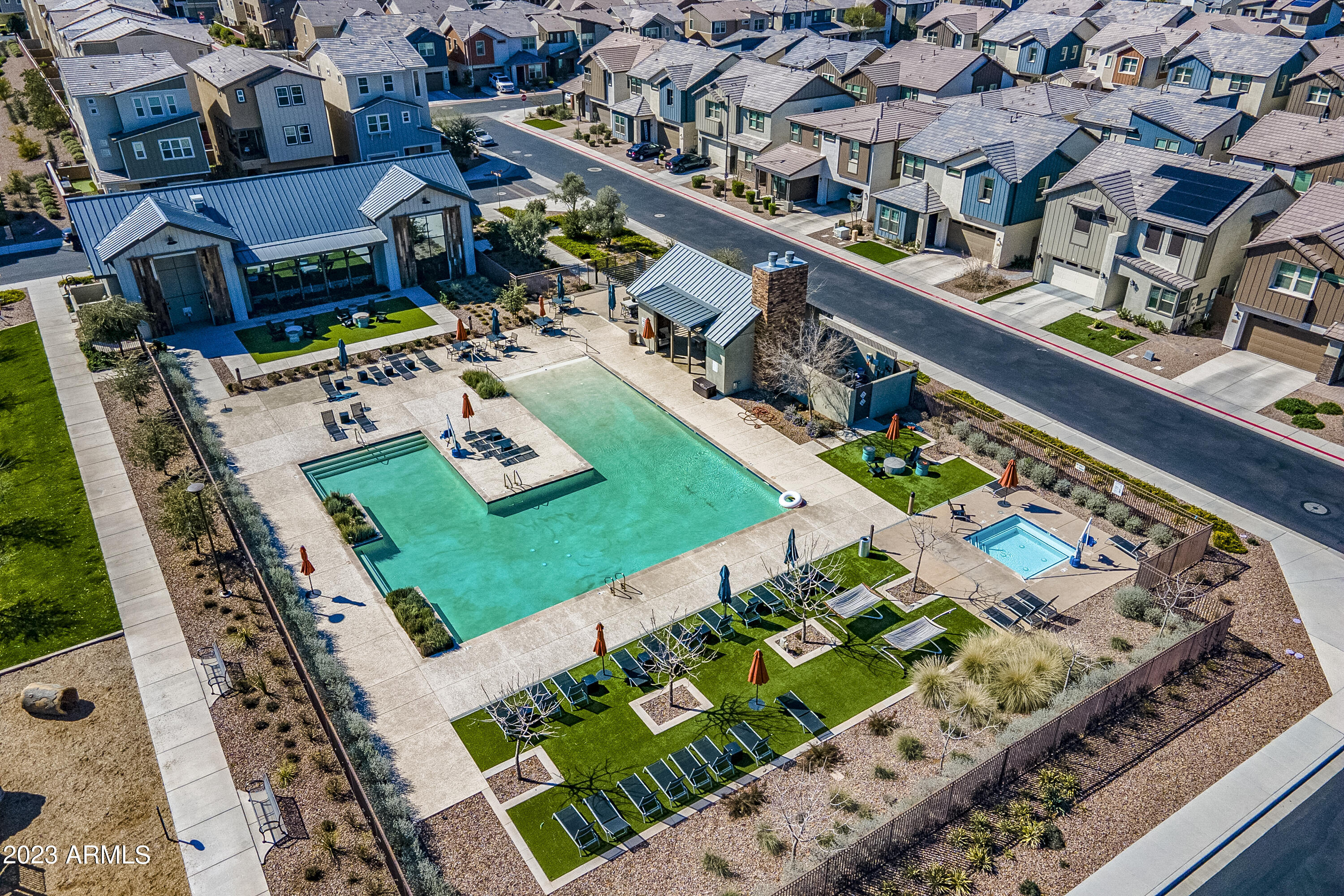 743 W WINCHESTER Drive
