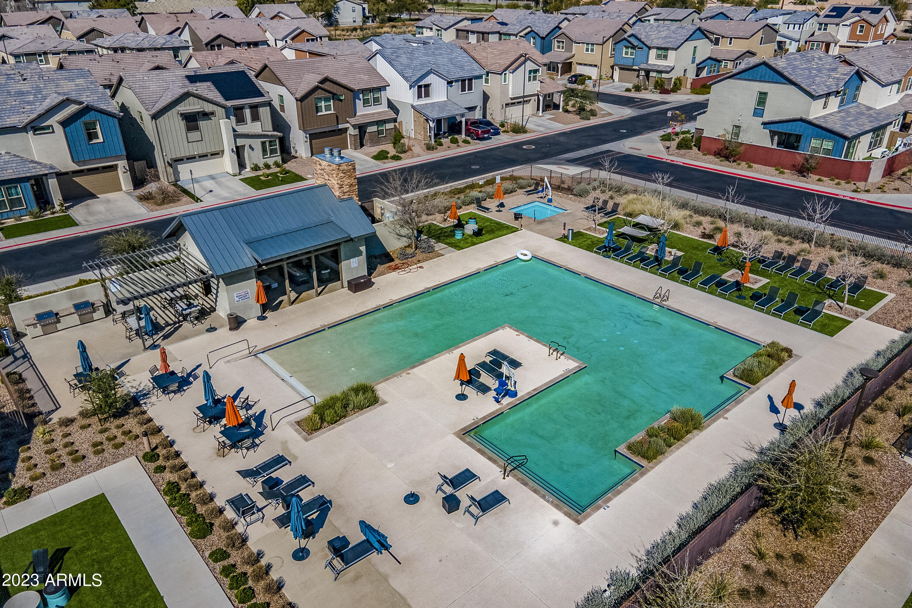 743 W WINCHESTER Drive