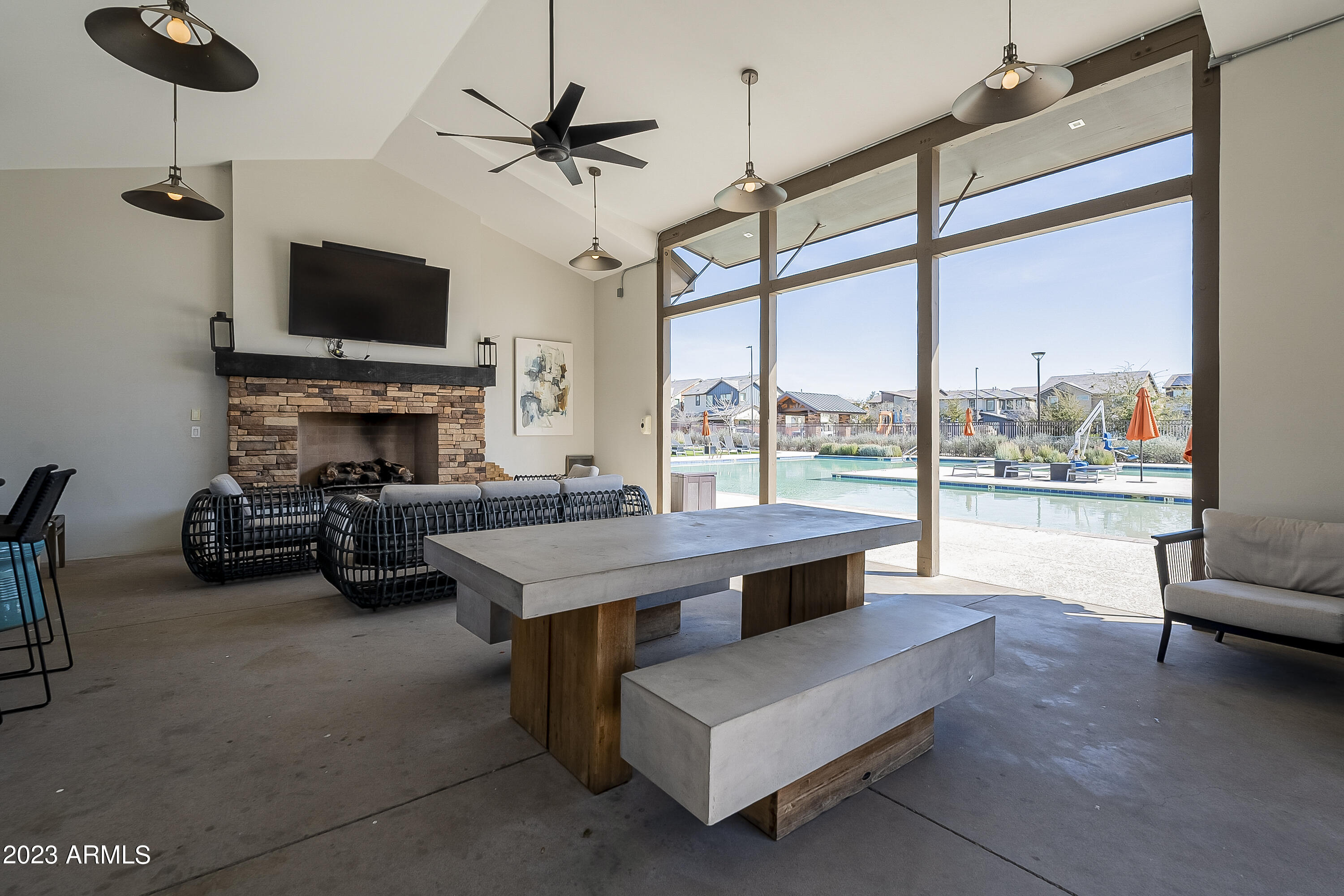 743 W WINCHESTER Drive