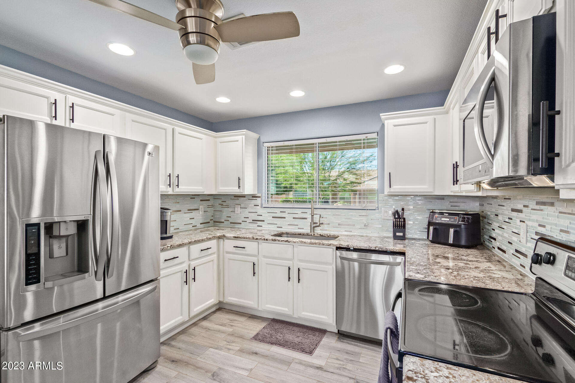 13213 W WILSHIRE Drive
