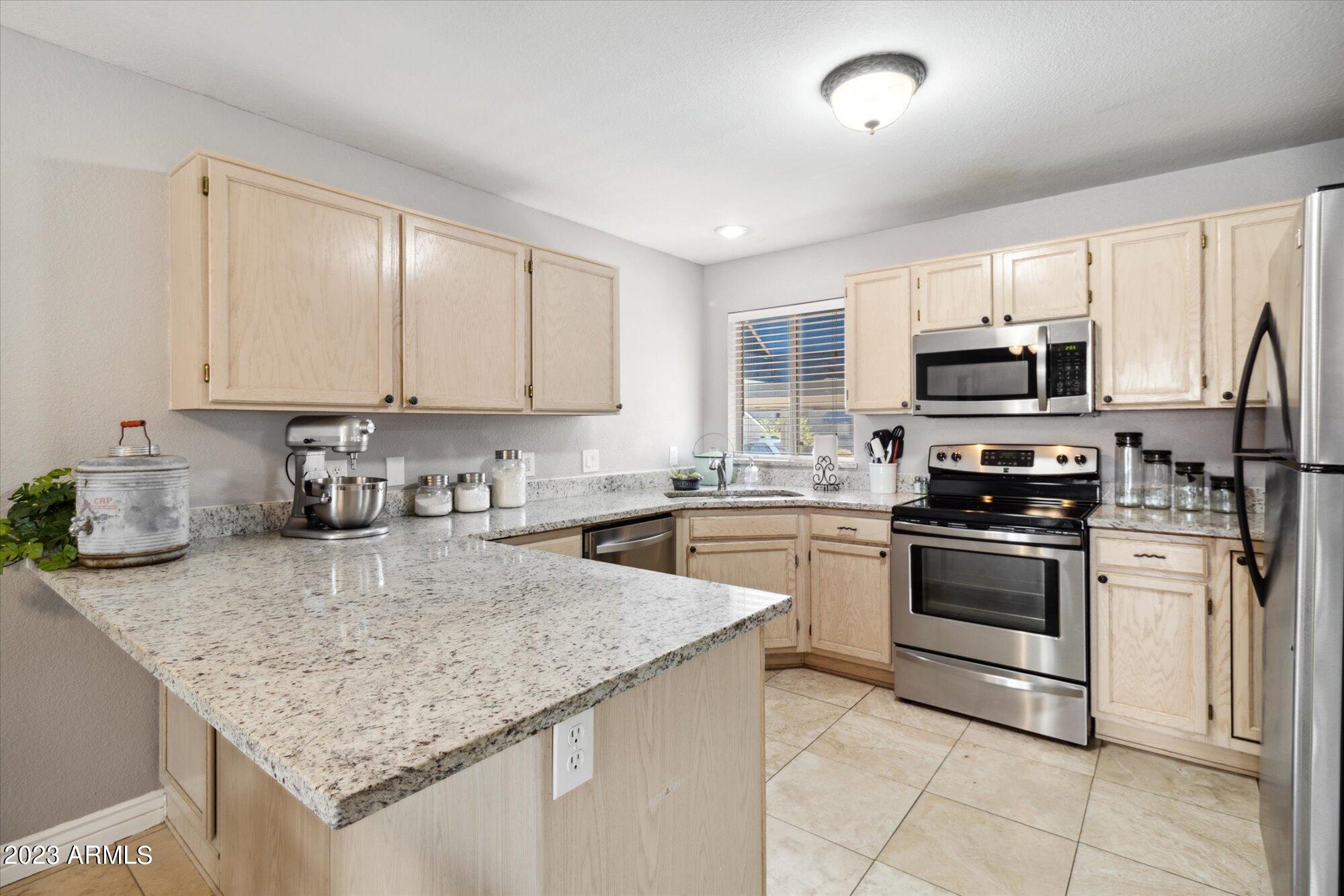 220 N 22ND Place # 1011