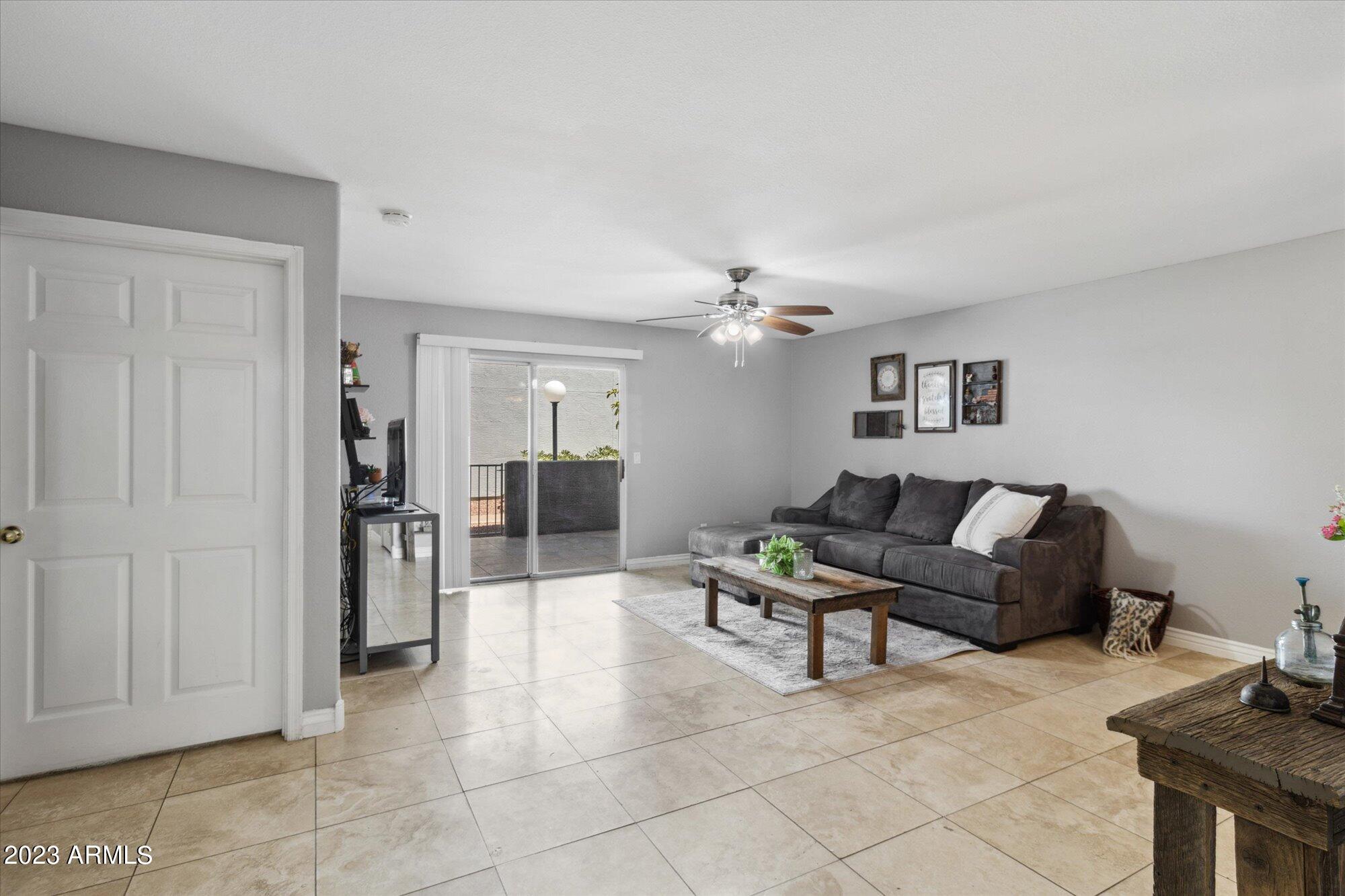 220 N 22ND Place # 1011