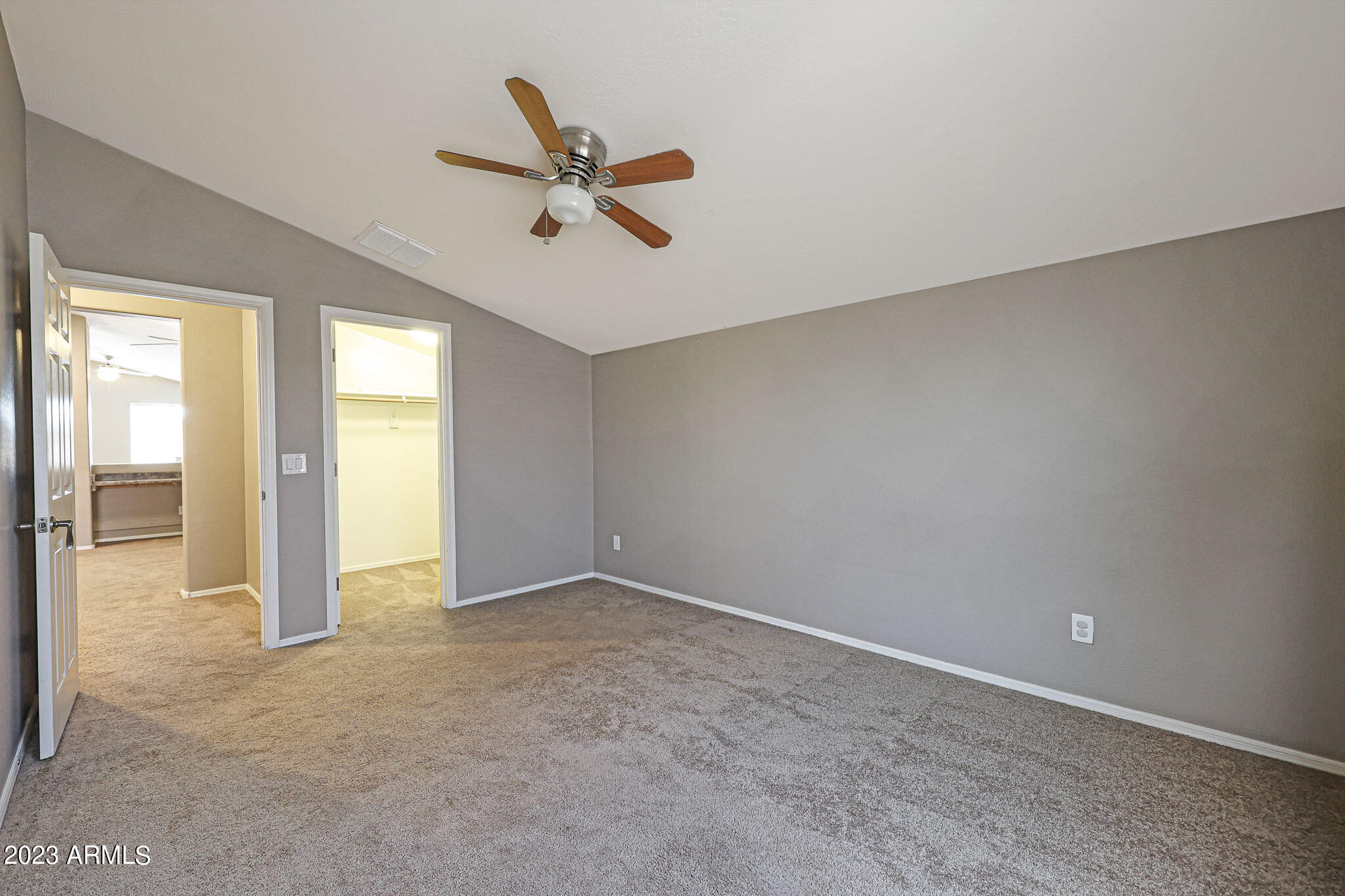 7912 W QUAIL TRACK Drive