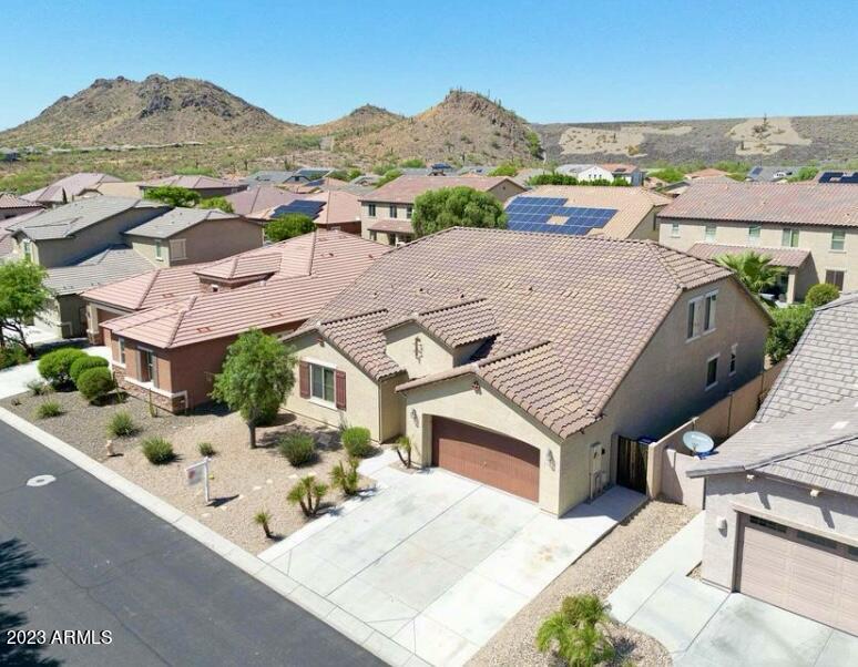 7912 W QUAIL TRACK Drive