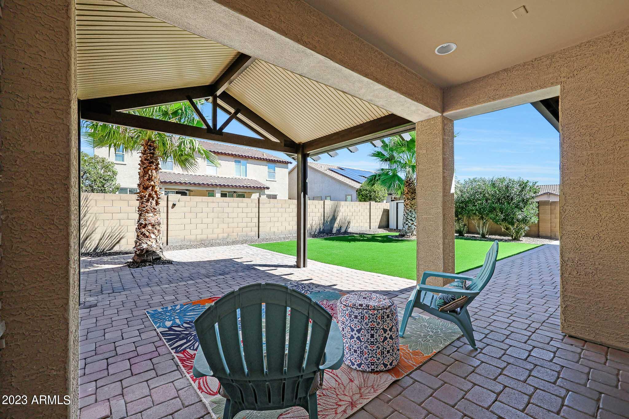 7912 W QUAIL TRACK Drive