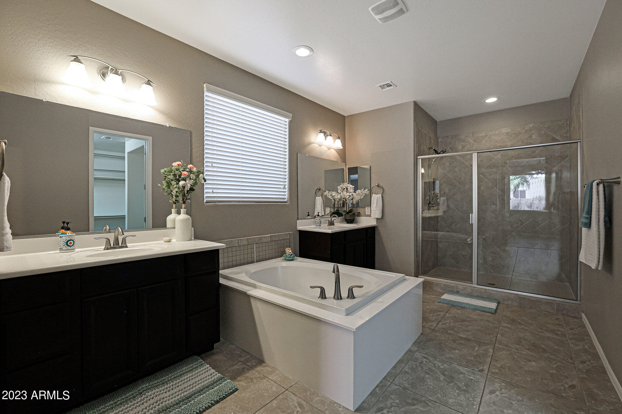 7912 W QUAIL TRACK Drive