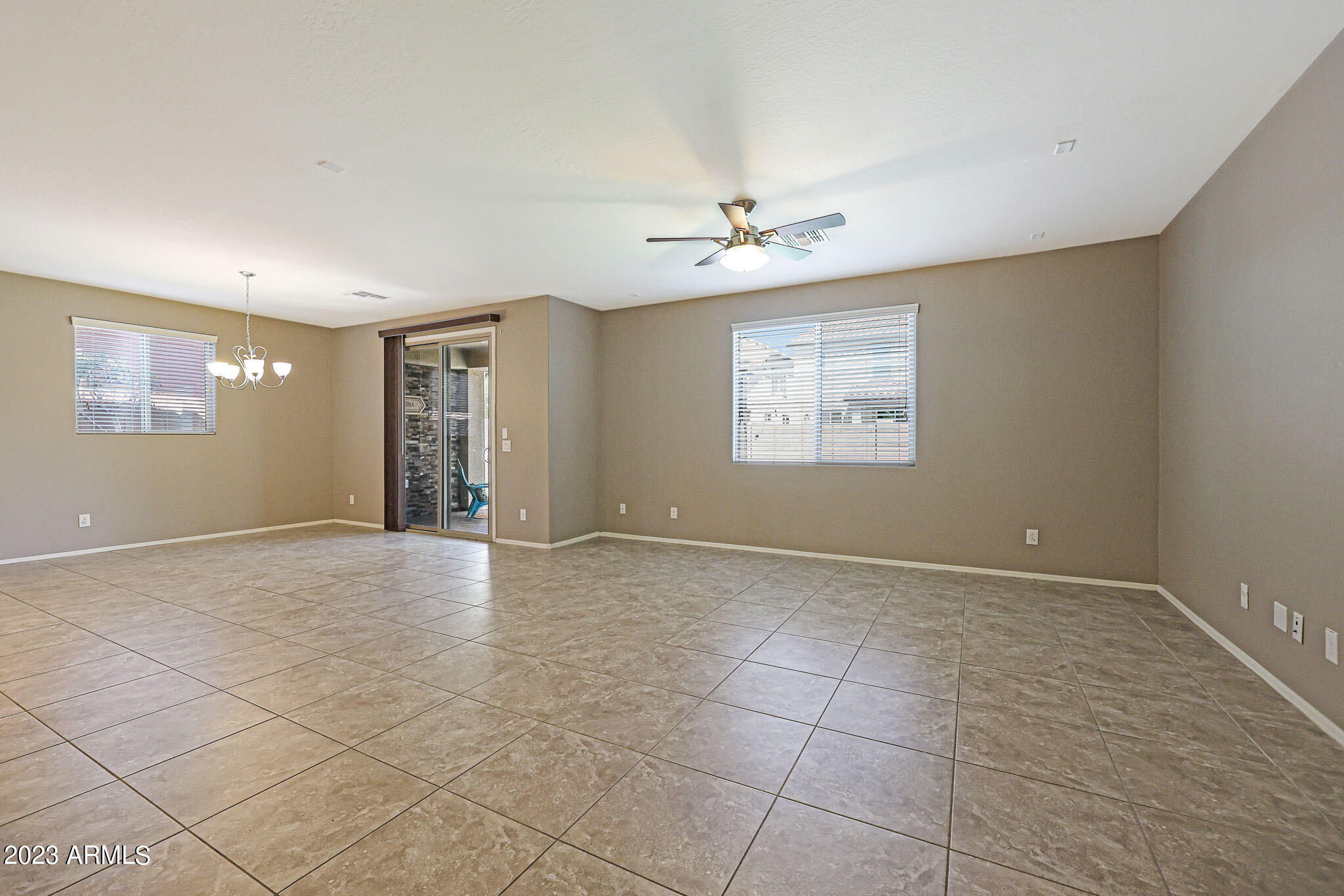 7912 W QUAIL TRACK Drive