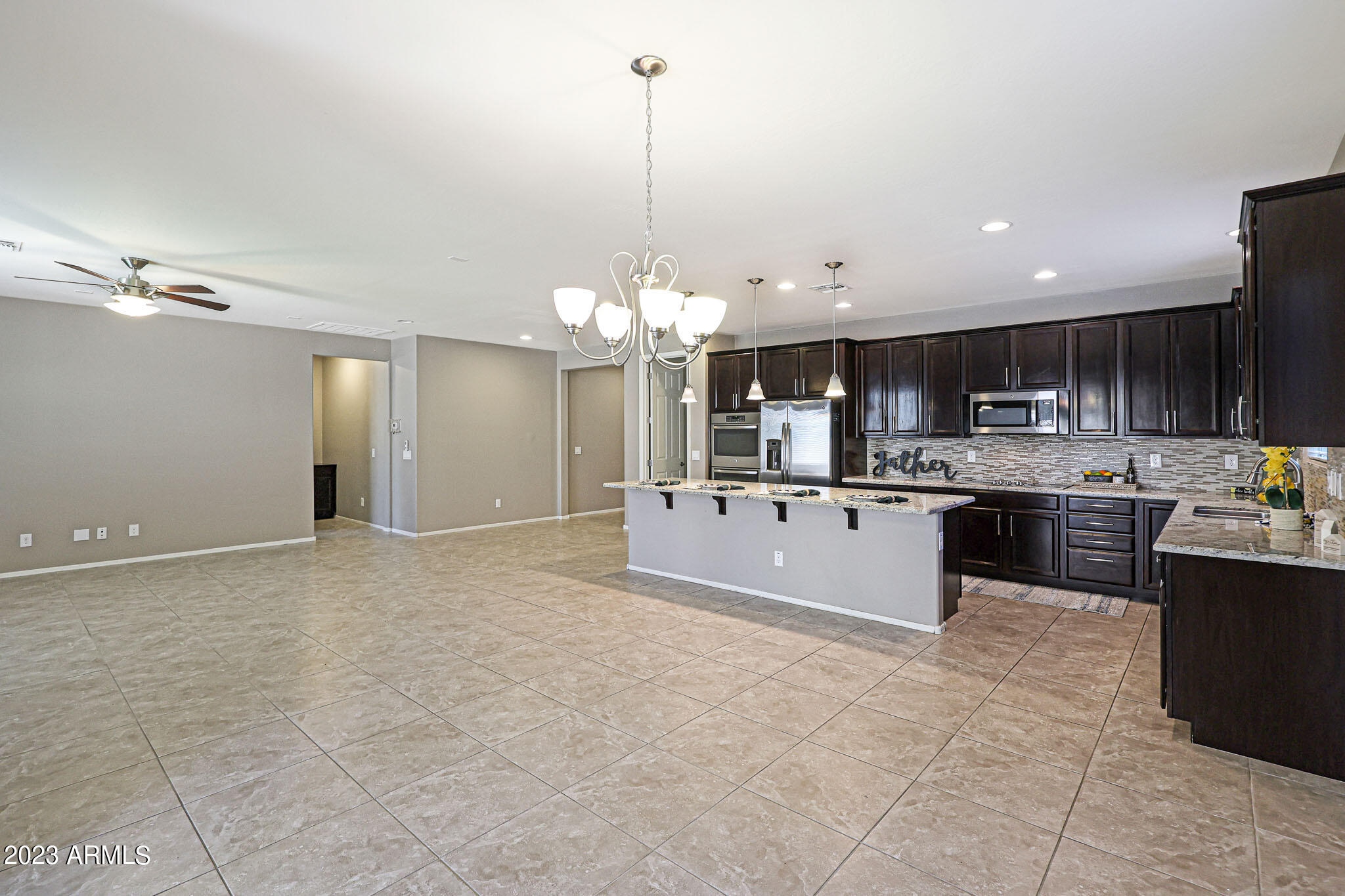 7912 W QUAIL TRACK Drive