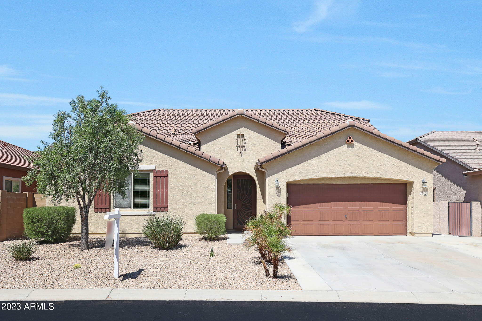 7912 W QUAIL TRACK Drive