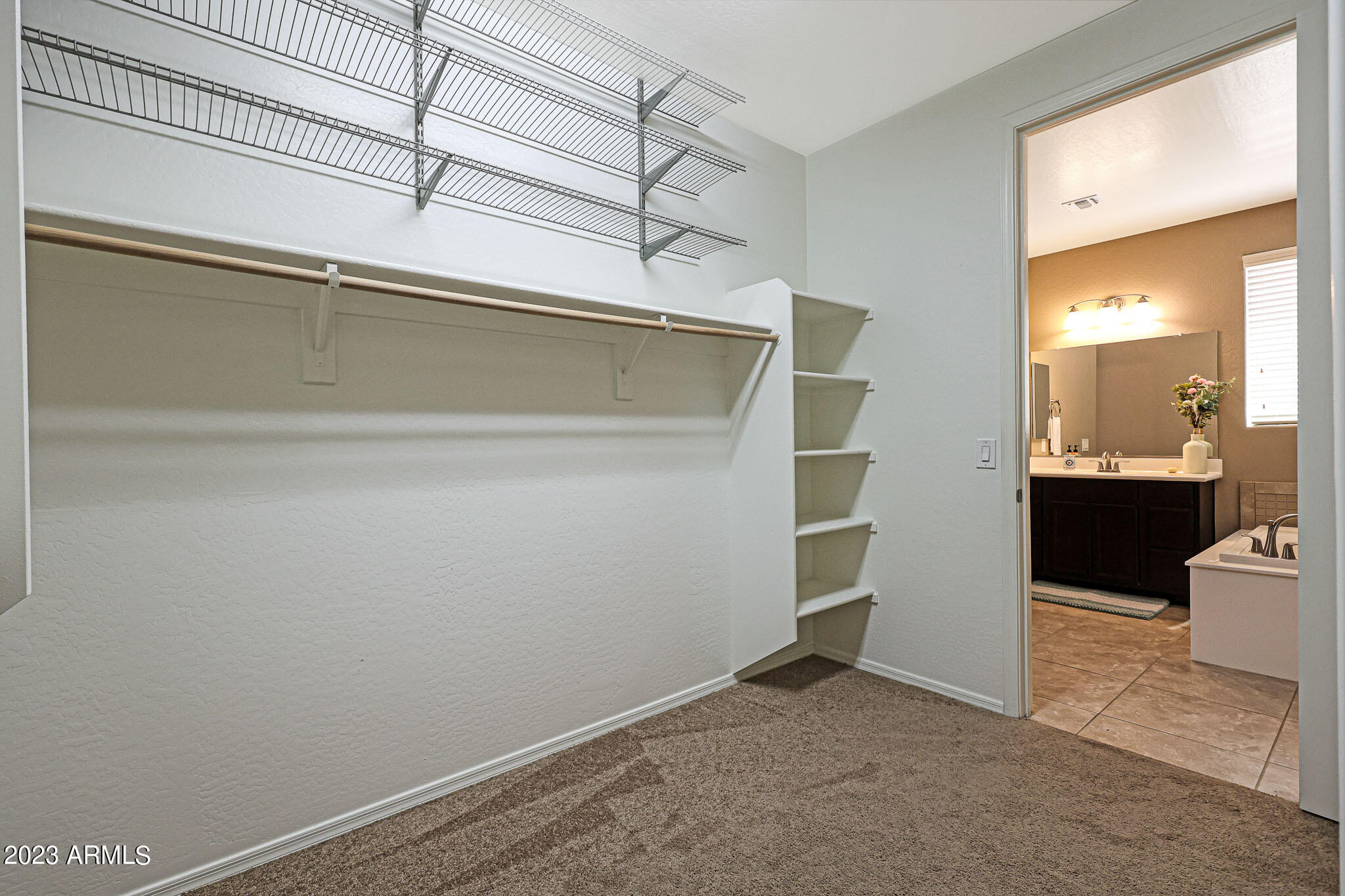 7912 W QUAIL TRACK Drive