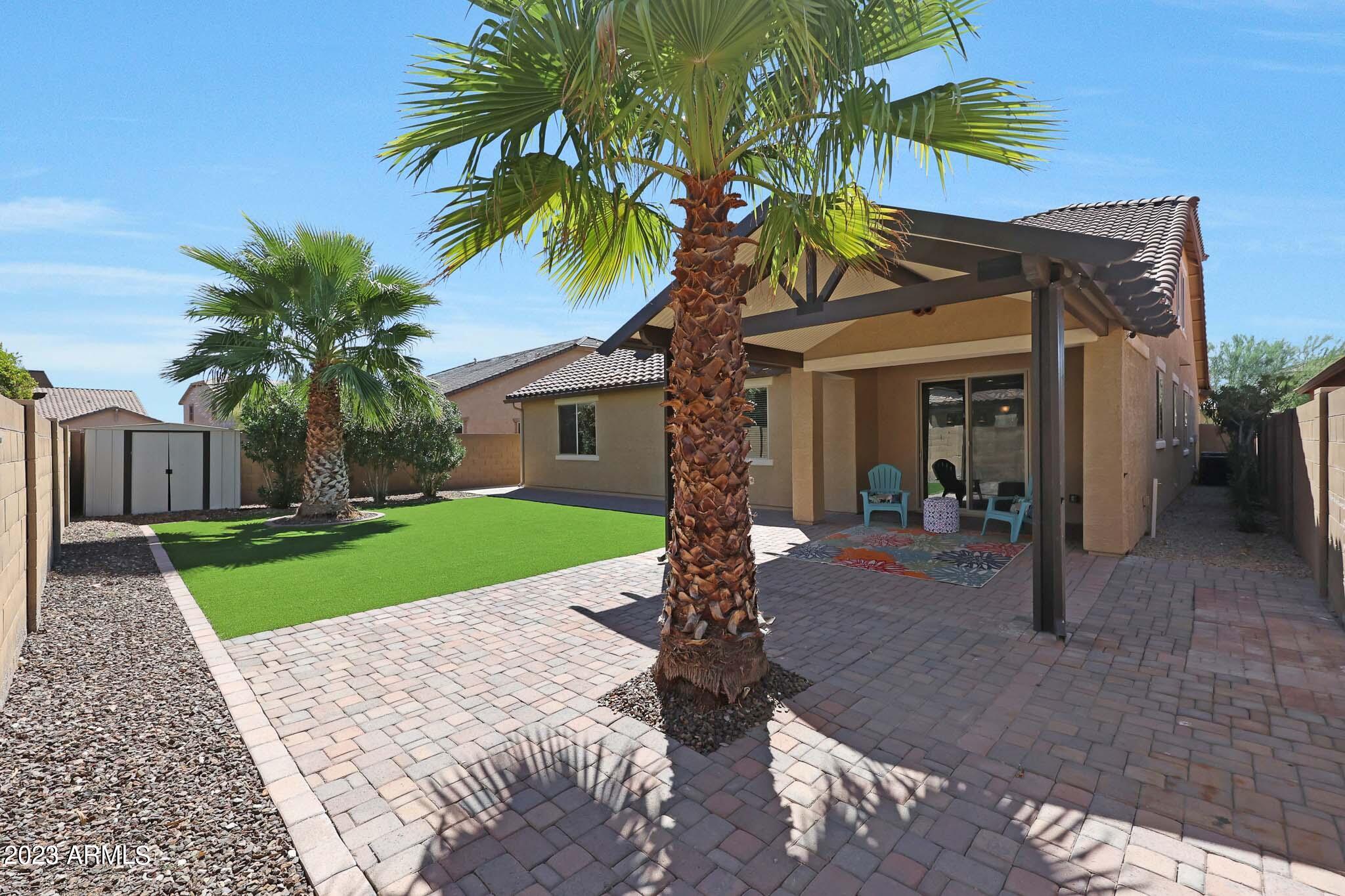 7912 W QUAIL TRACK Drive