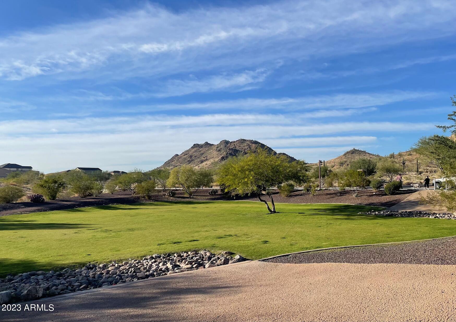 7912 W QUAIL TRACK Drive